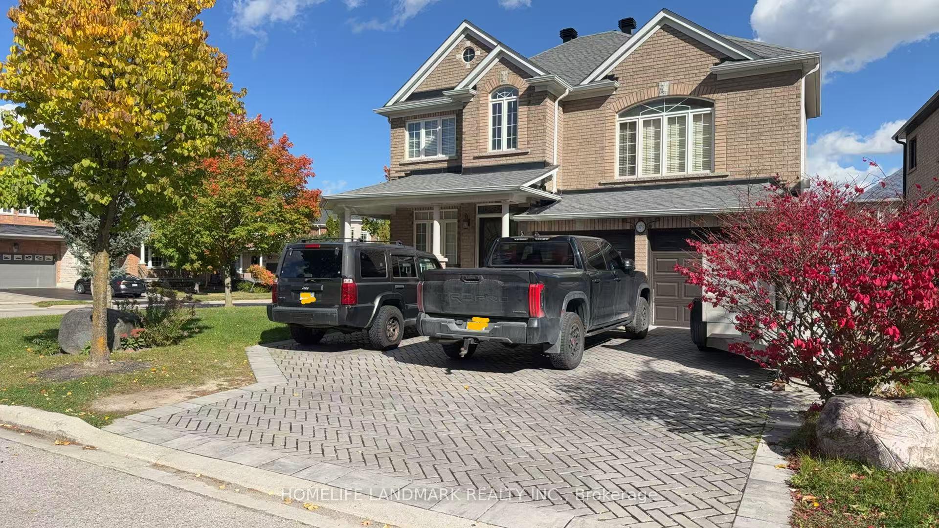 Photo of 371 Dowson Loop