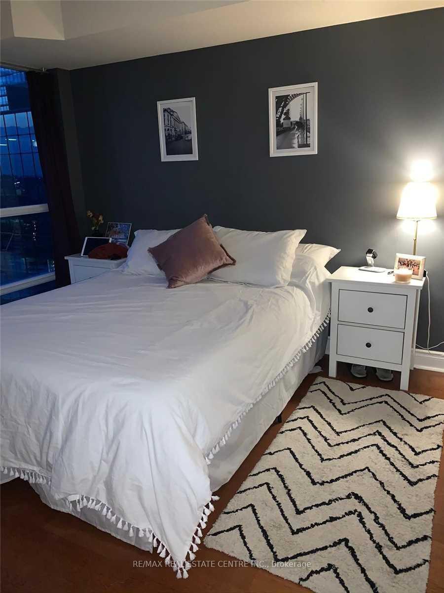 Photo 14 of Unit 4012, 763 Bay Street, Toronto, Bay Street Corridor — HOMEH