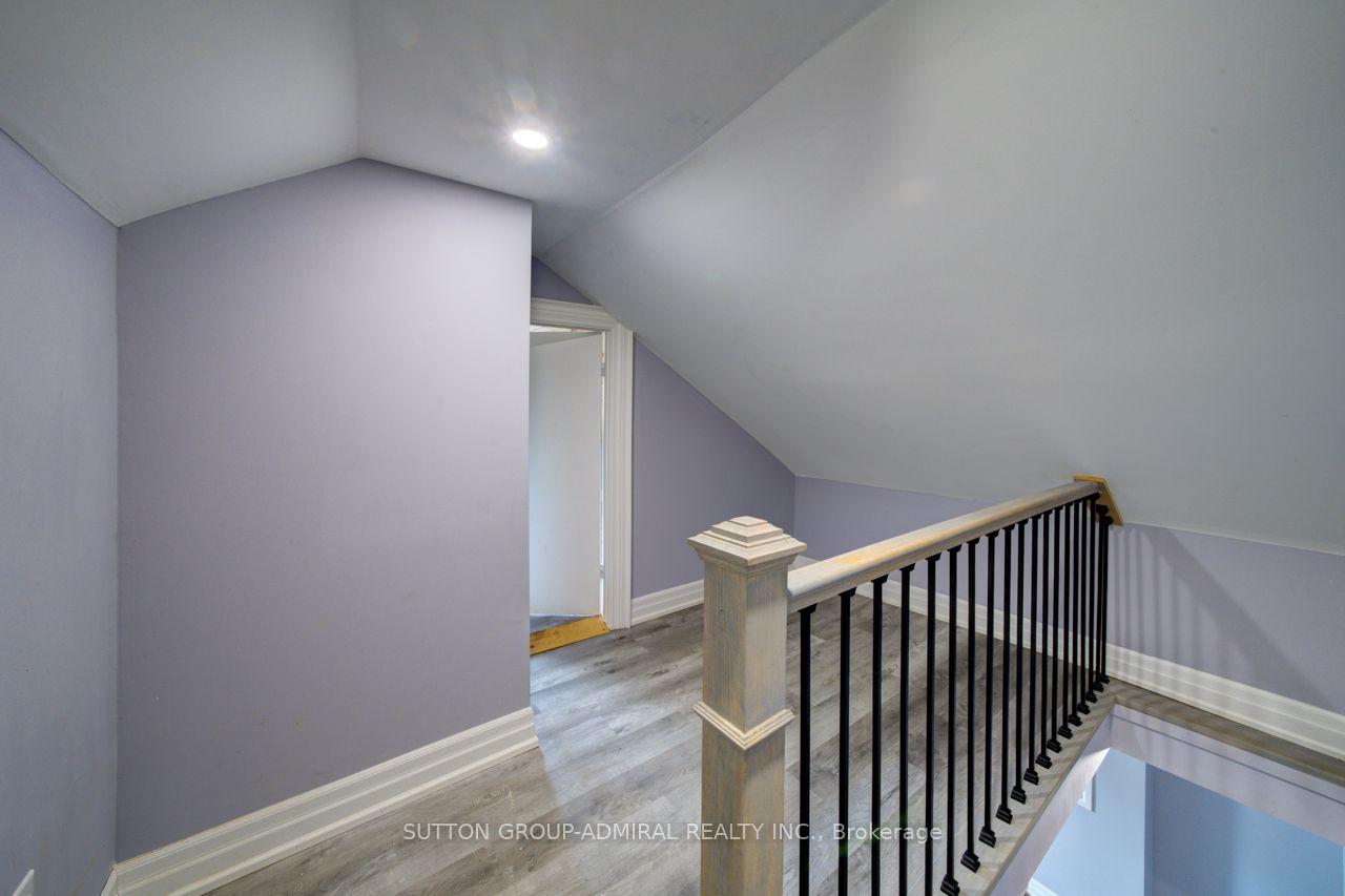 Photo 24 of 121 Seventh Street, Midland — HOMEH