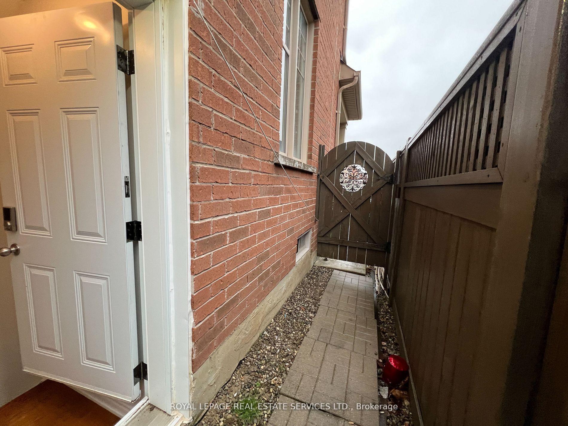 Photo 2 of Unit Basement, 3050 Doyle Street, Mississauga, Churchill Meadows — HOMEH