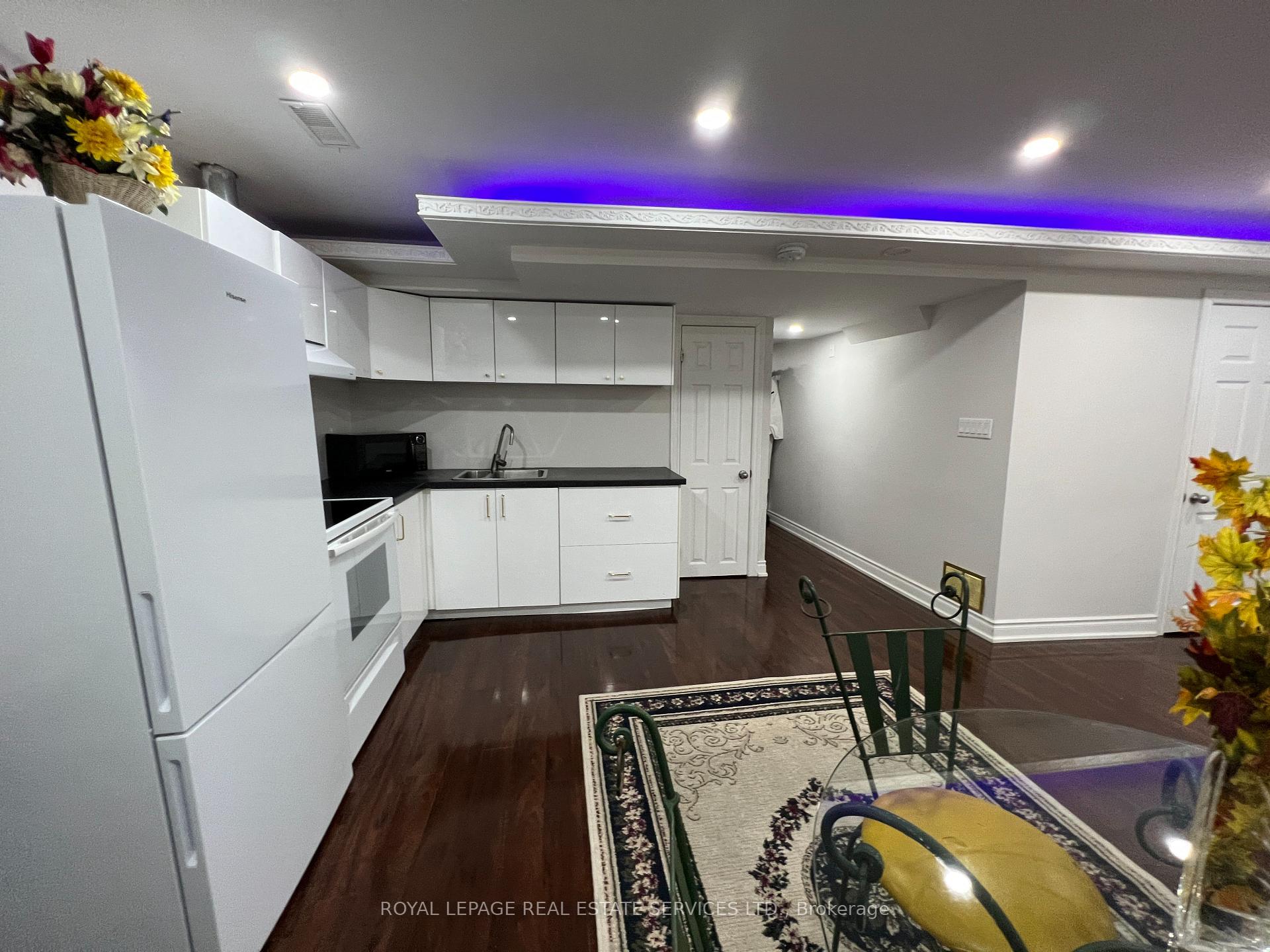 Photo 10 of Unit Basement, 3050 Doyle Street, Mississauga, Churchill Meadows — HOMEH