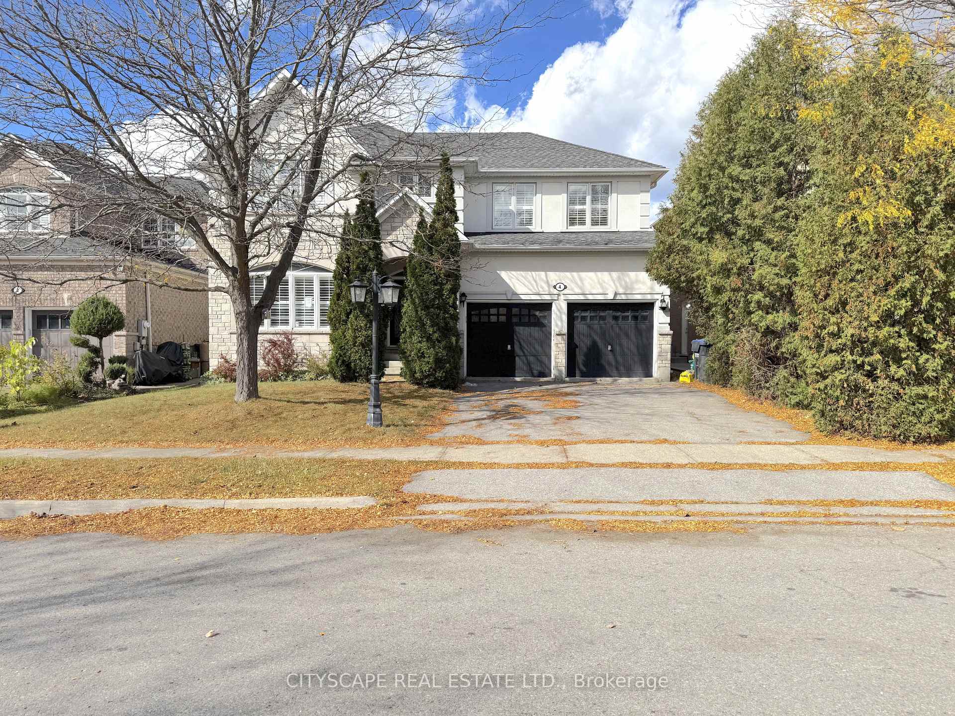 Photo 2 of 4 Serviceberry Crescent, Brampton, Vales of Castlemore — HOMEH