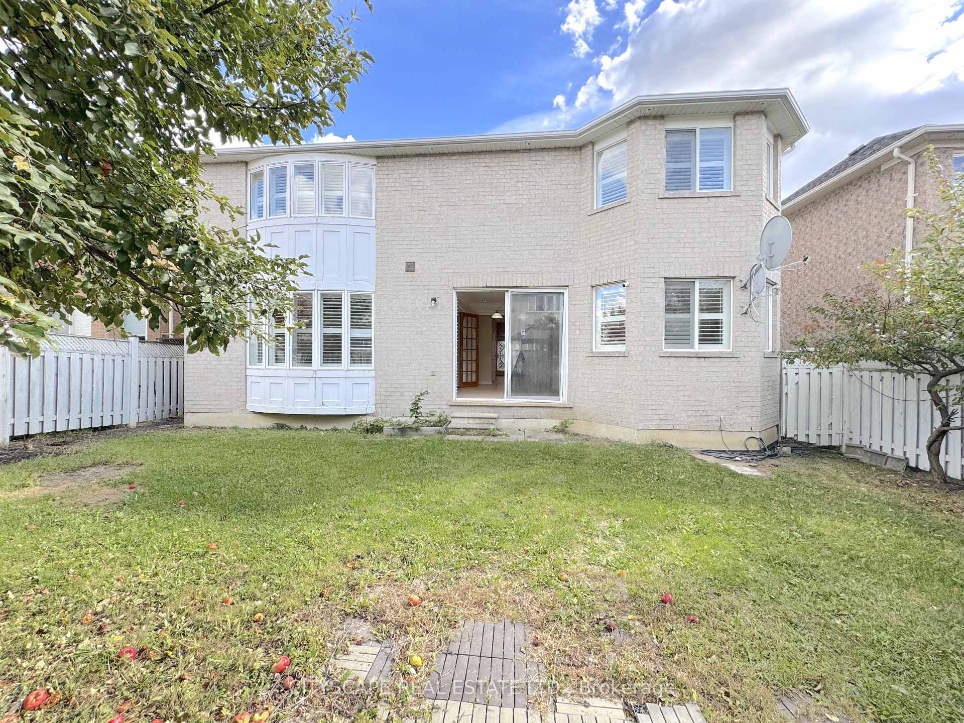 Photo 47 of 4 Serviceberry Crescent, Brampton, Vales of Castlemore — HOMEH