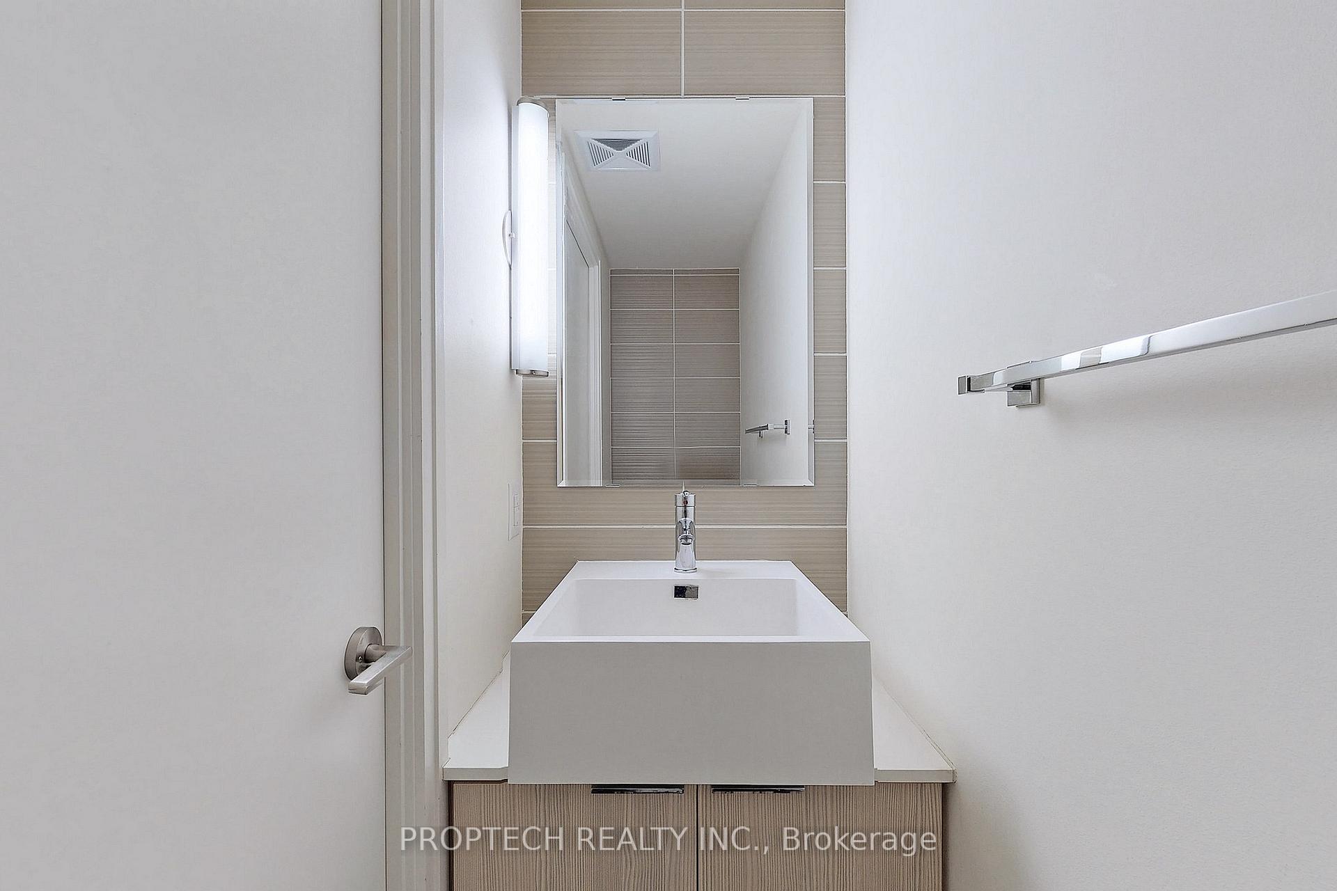Photo 11 of Unit 509, 5 Hanna Avenue, Toronto, Niagara — HOMEH