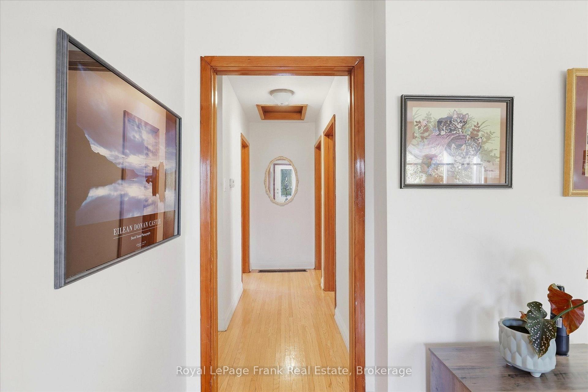 Photo 12 of 230 Euclid Avenue, Peterborough, Ashburnham Ward 4 — HOMEH