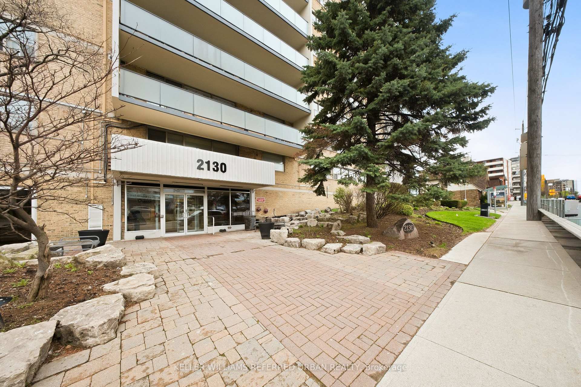 Photo 4 of Unit 1401, 2130 Weston Road, North York, Weston — HOMEH