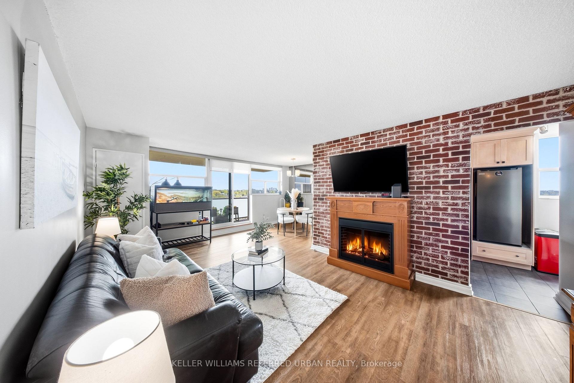 Photo 7 of Unit 1401, 2130 Weston Road, North York, Weston — HOMEH