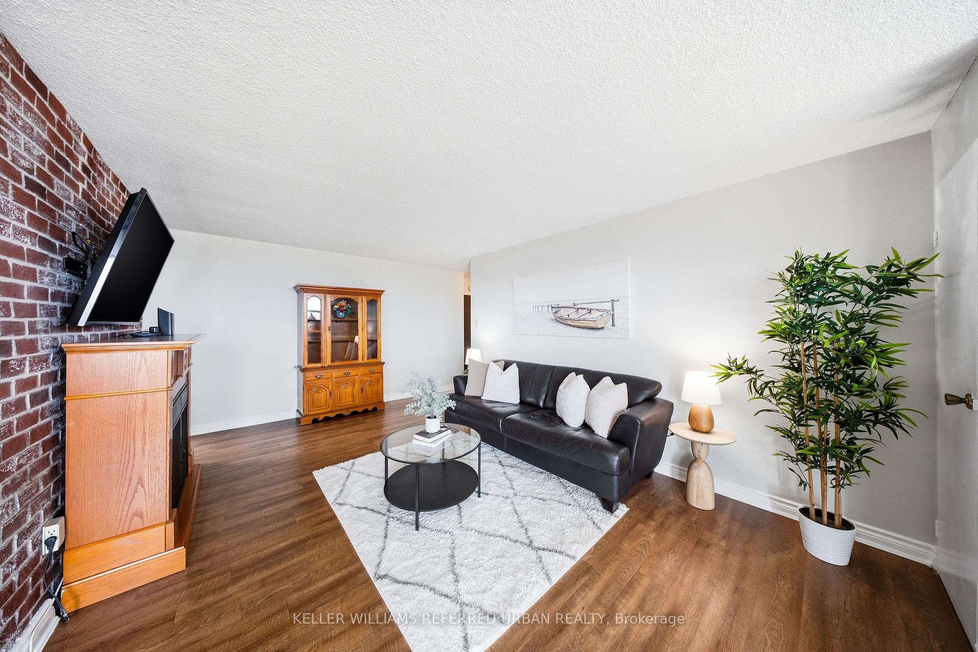 Photo 9 of Unit 1401, 2130 Weston Road, North York, Weston — HOMEH