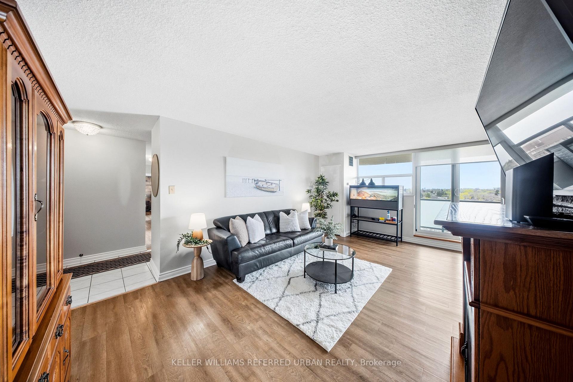 Photo 10 of Unit 1401, 2130 Weston Road, North York, Weston — HOMEH