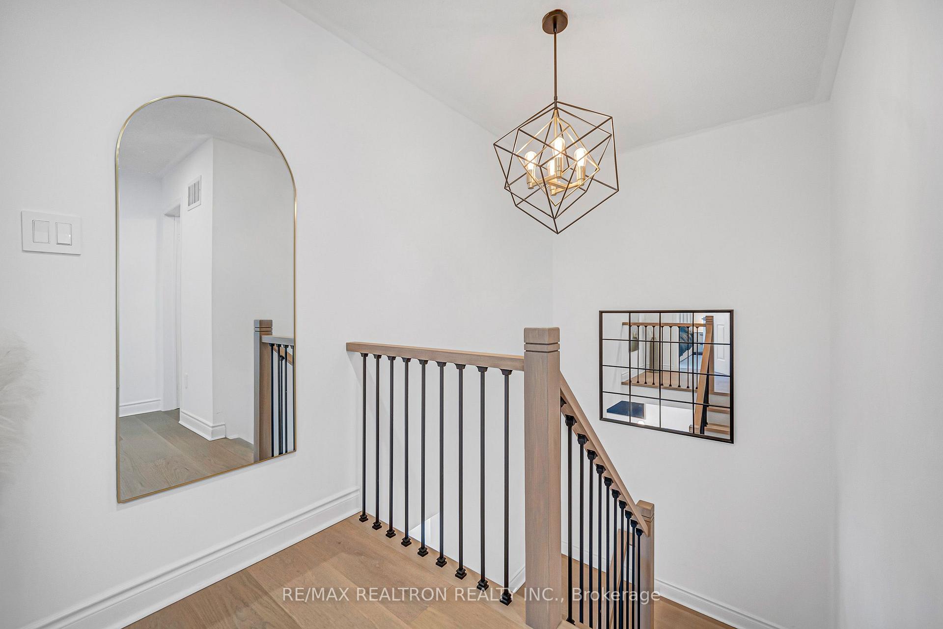 Photo 28 of 10 Macgregor Avenue, Richmond Hill, Langstaff — HOMEH