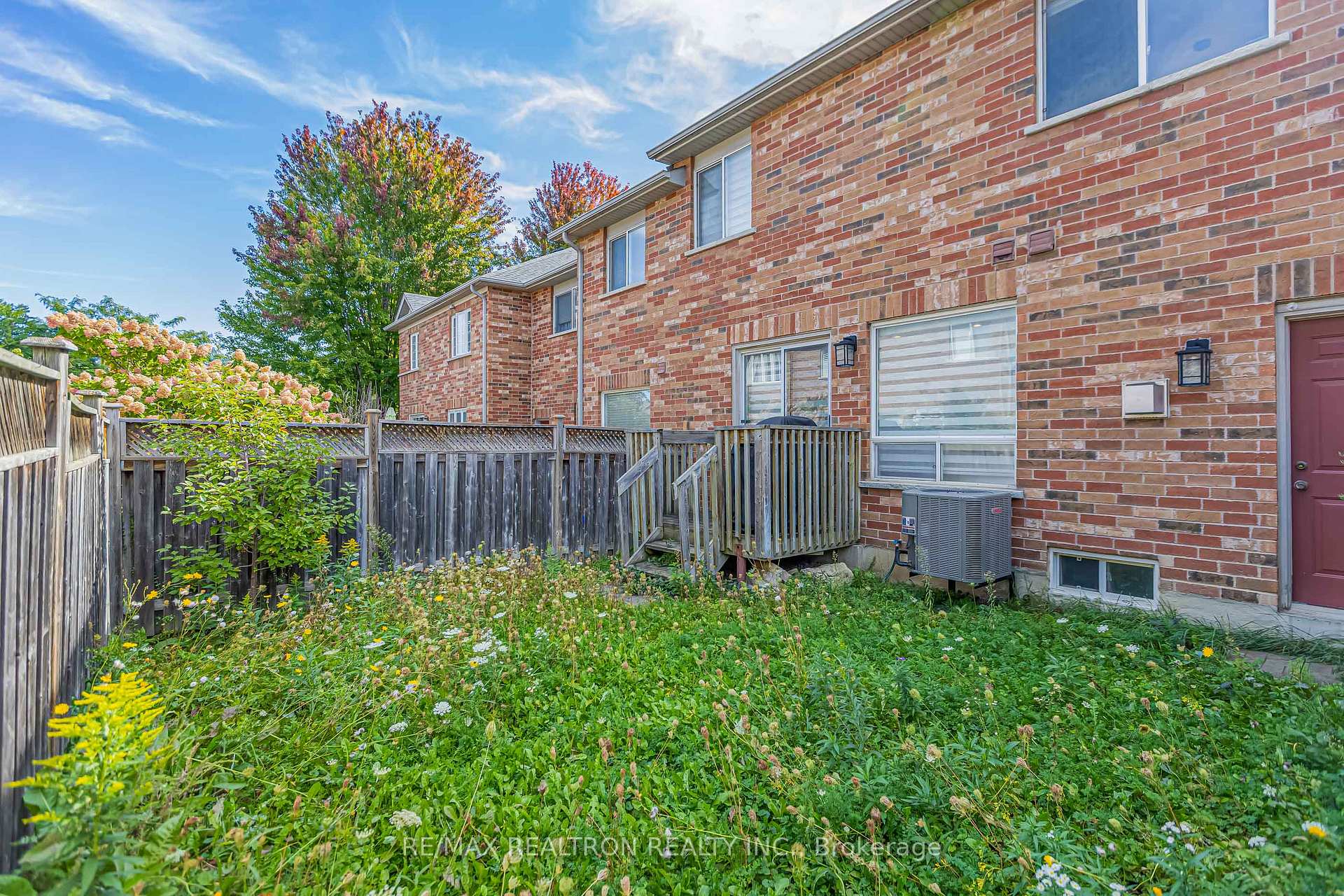 Photo 49 of 10 Macgregor Avenue, Richmond Hill, Langstaff — HOMEH