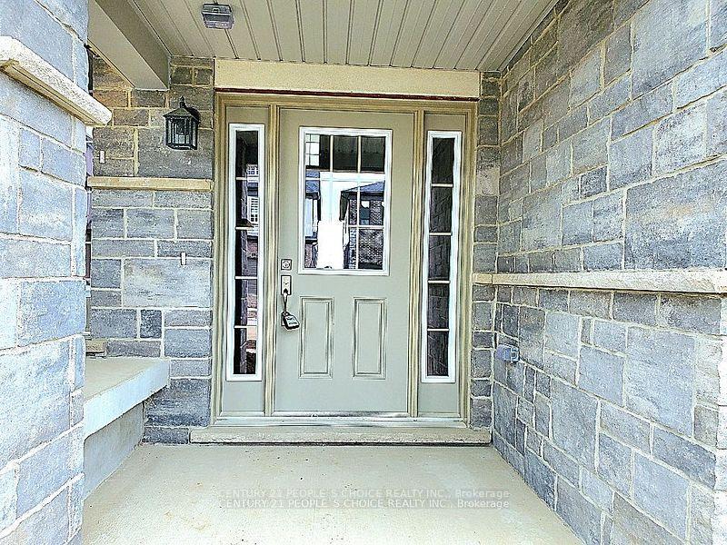 Photo 2 of 255 Raspberry Place, Waterloo, Beechwood/University — HOMEH