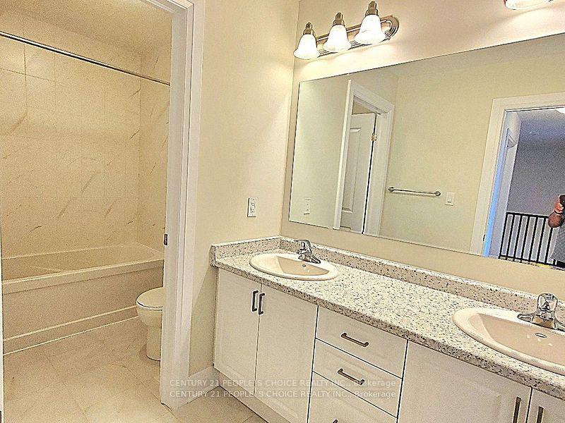 Photo 29 of 255 Raspberry Place, Waterloo, Beechwood/University — HOMEH