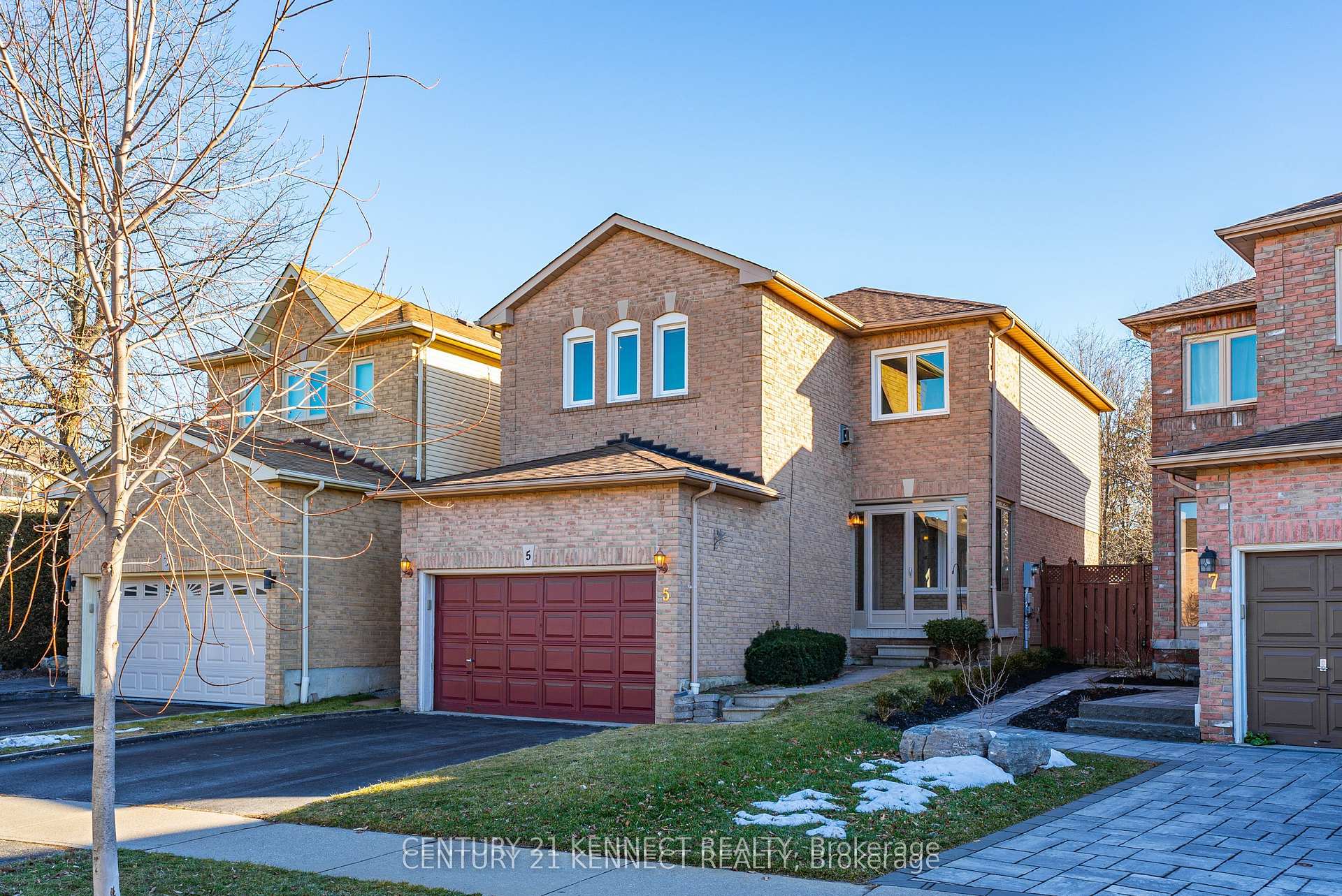 Photo of 5 Knotty Pine Drive