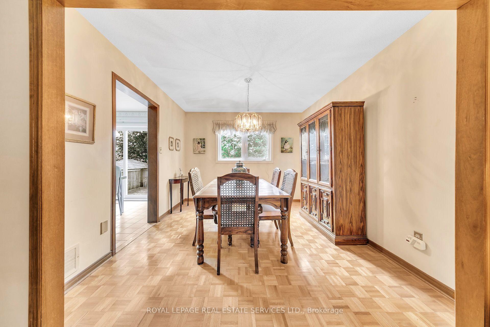Photo 25 of 47 Velvet Crescent, Vaughan, East Woodbridge — HOMEH