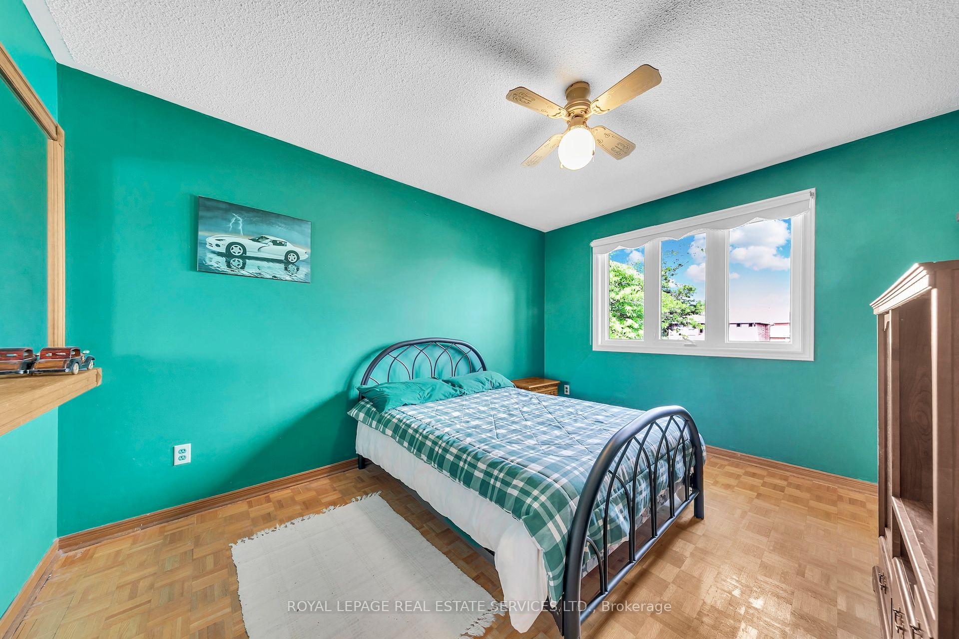 Photo 35 of 47 Velvet Crescent, Vaughan, East Woodbridge — HOMEH
