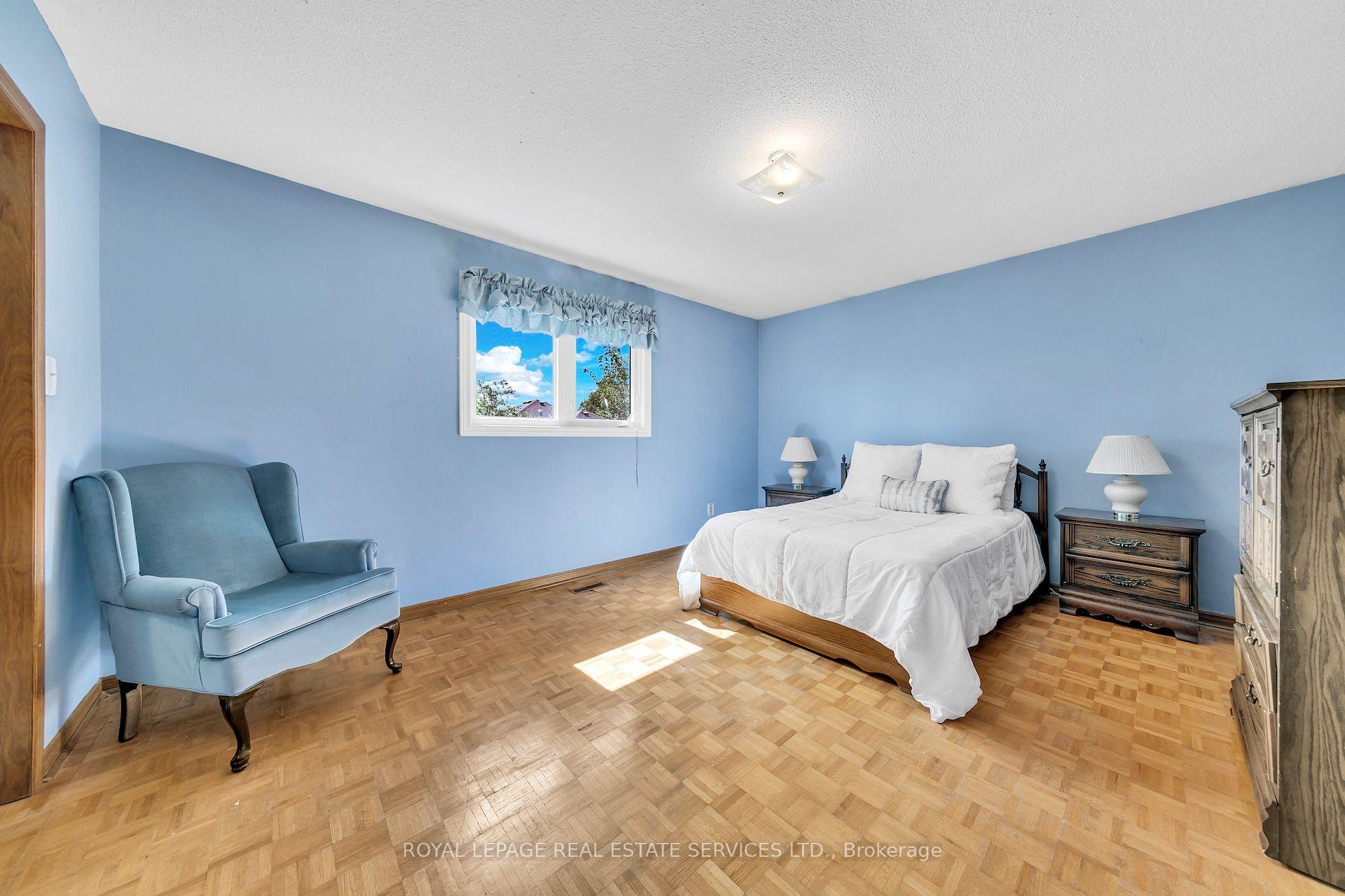 Photo 38 of 47 Velvet Crescent, Vaughan, East Woodbridge — HOMEH