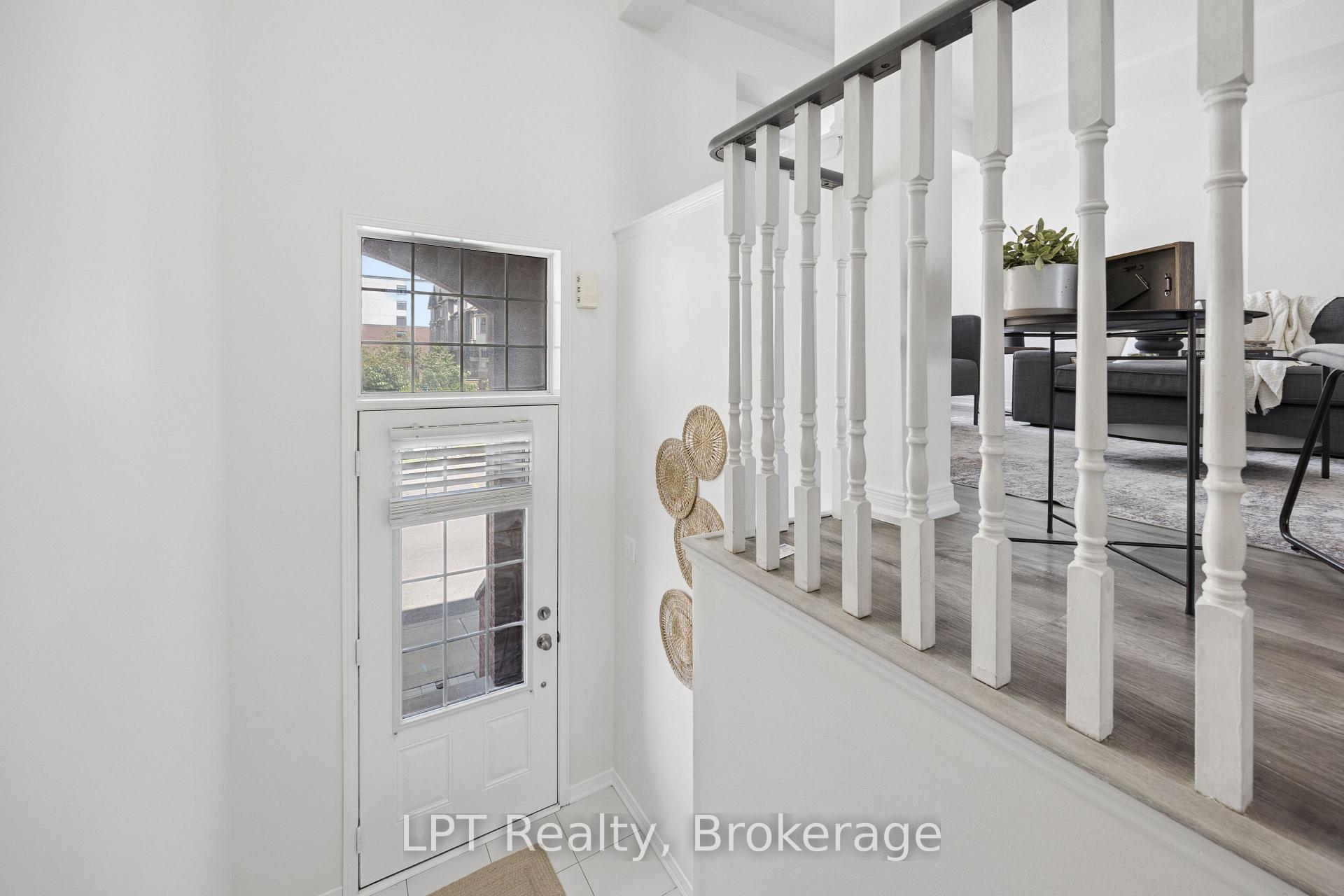 Photo 6 of Unit 38, 2488 Bromus Path, Oshawa, Windfields — HOMEH