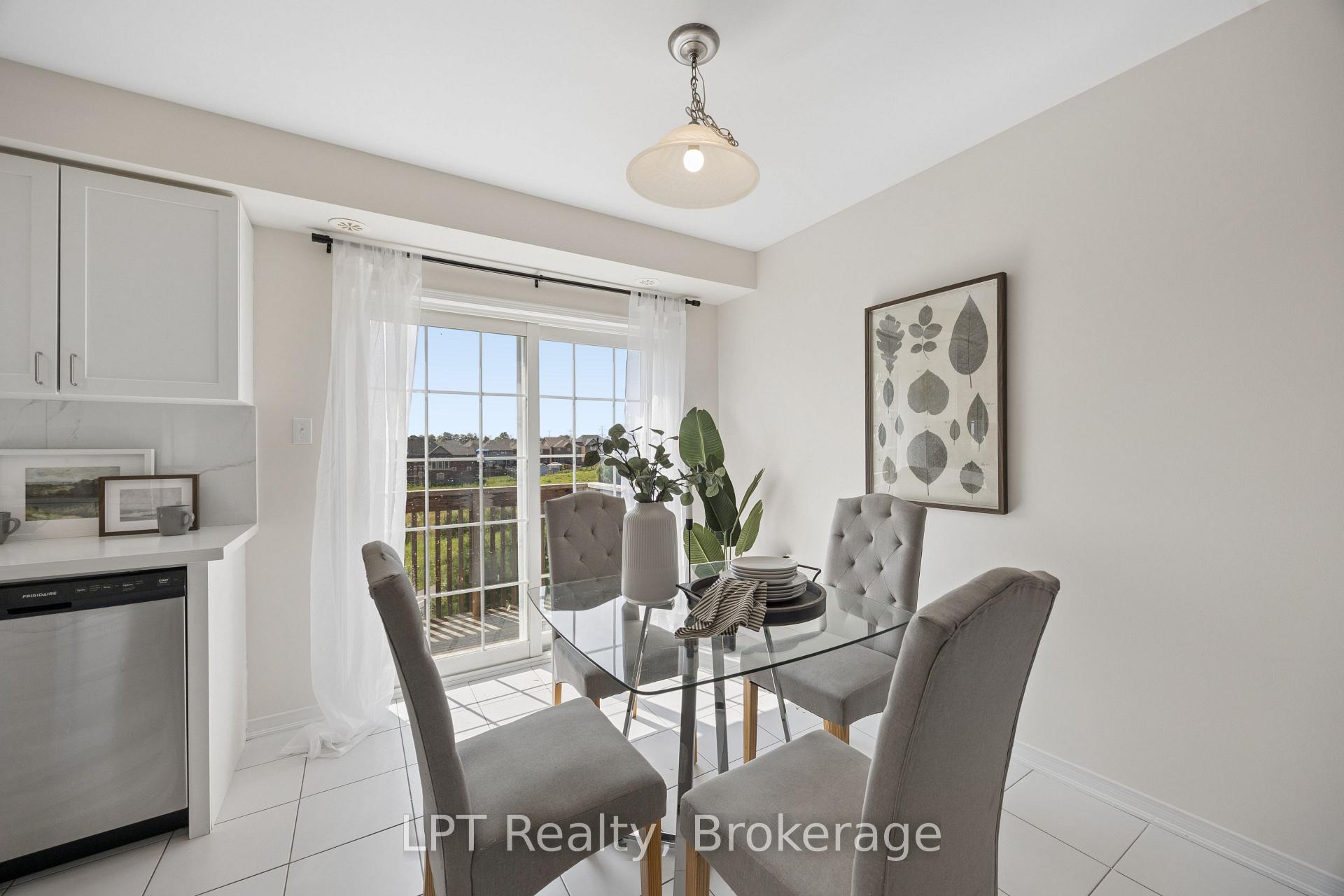 Photo 13 of Unit 38, 2488 Bromus Path, Oshawa, Windfields — HOMEH