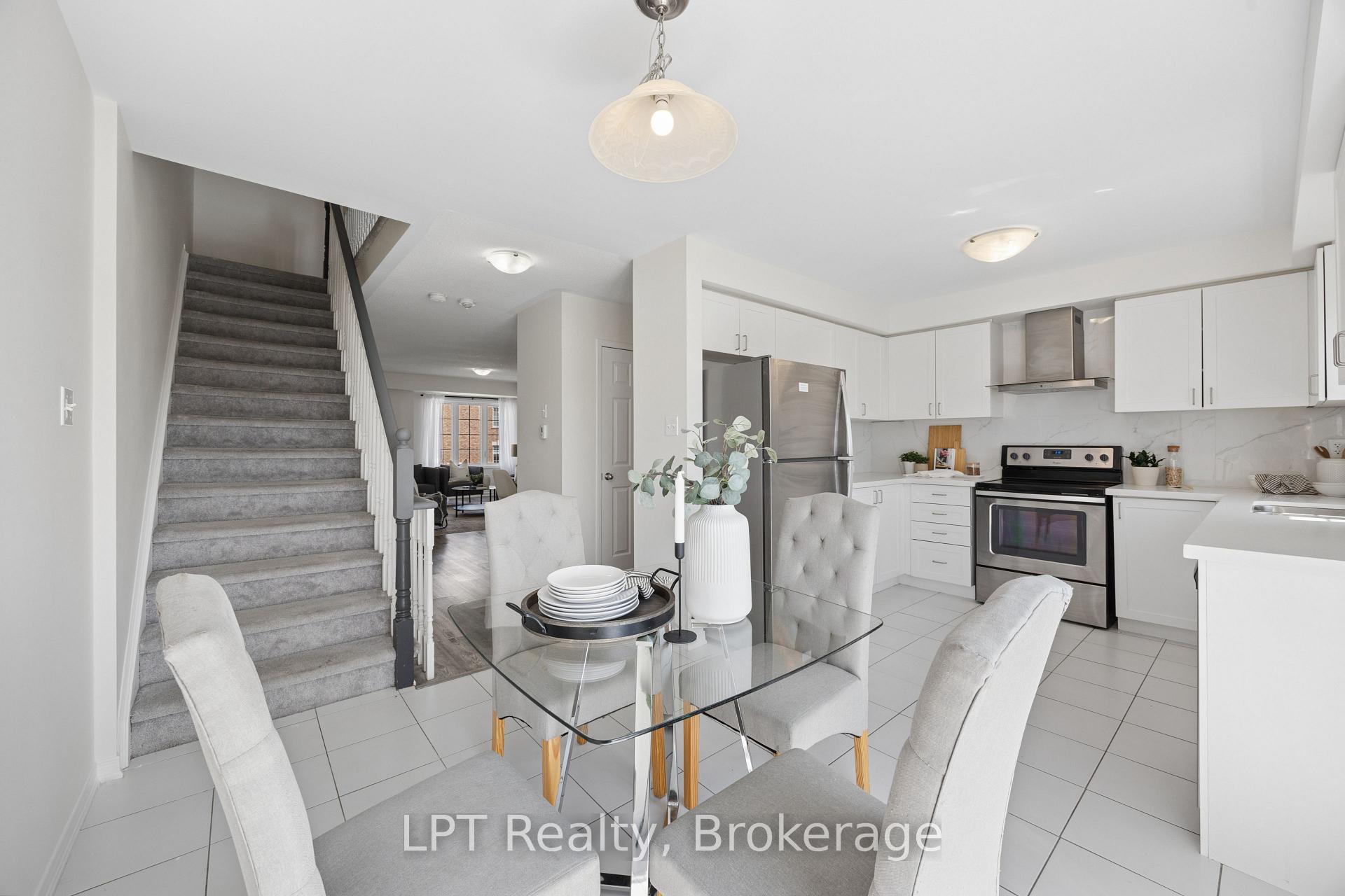 Photo 14 of Unit 38, 2488 Bromus Path, Oshawa, Windfields — HOMEH
