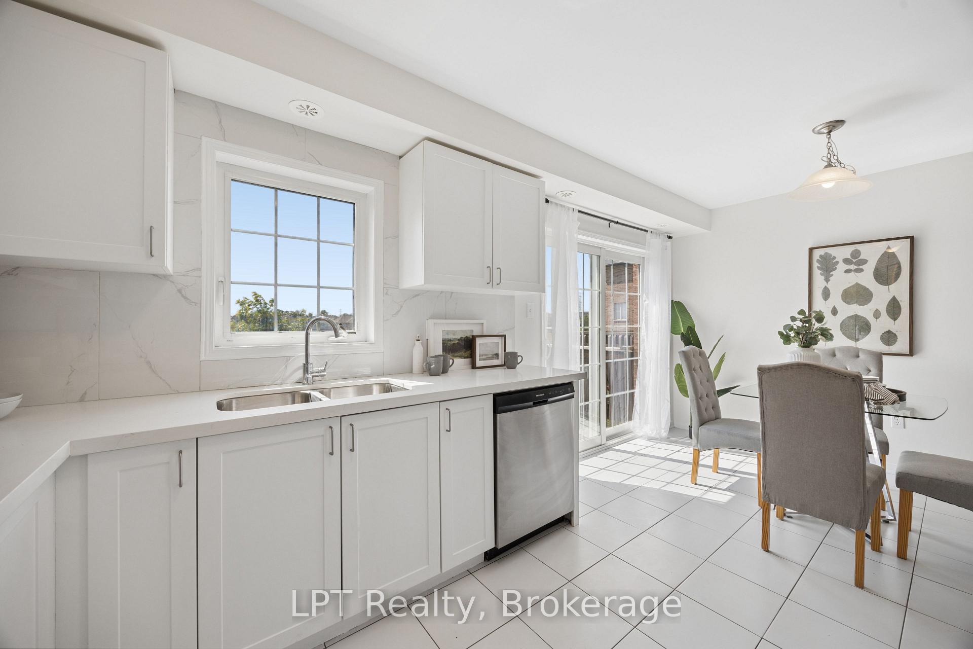 Photo 18 of Unit 38, 2488 Bromus Path, Oshawa, Windfields — HOMEH
