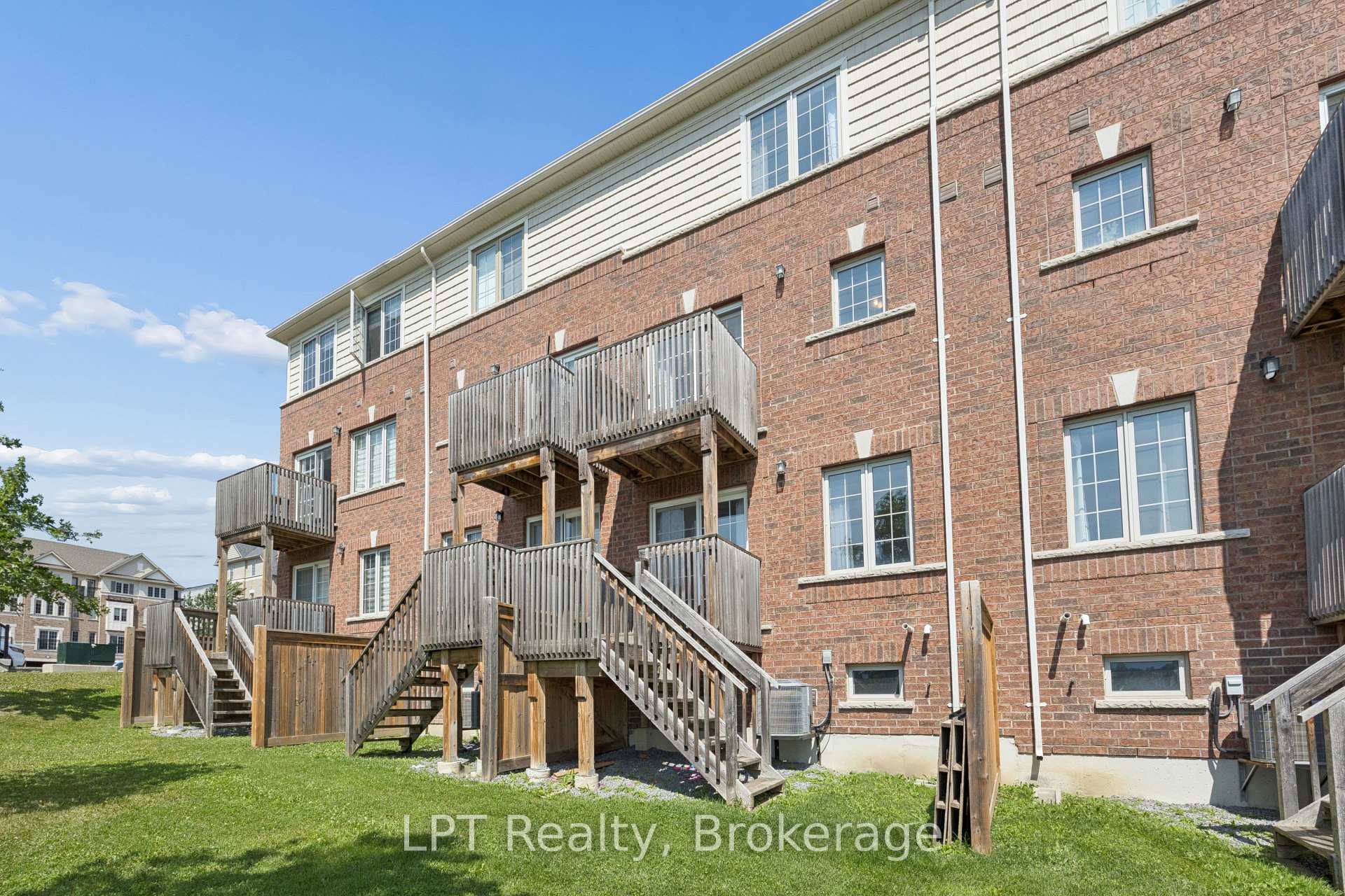 Photo 40 of Unit 38, 2488 Bromus Path, Oshawa, Windfields — HOMEH