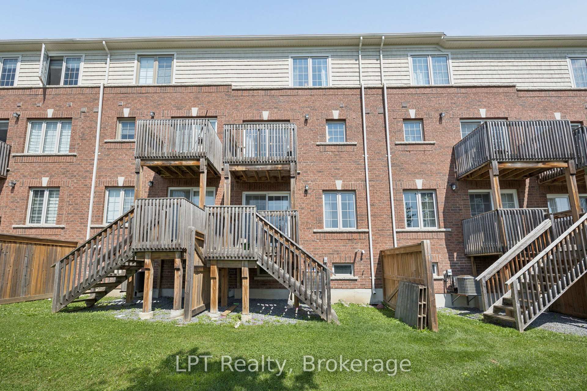 Photo 41 of Unit 38, 2488 Bromus Path, Oshawa, Windfields — HOMEH