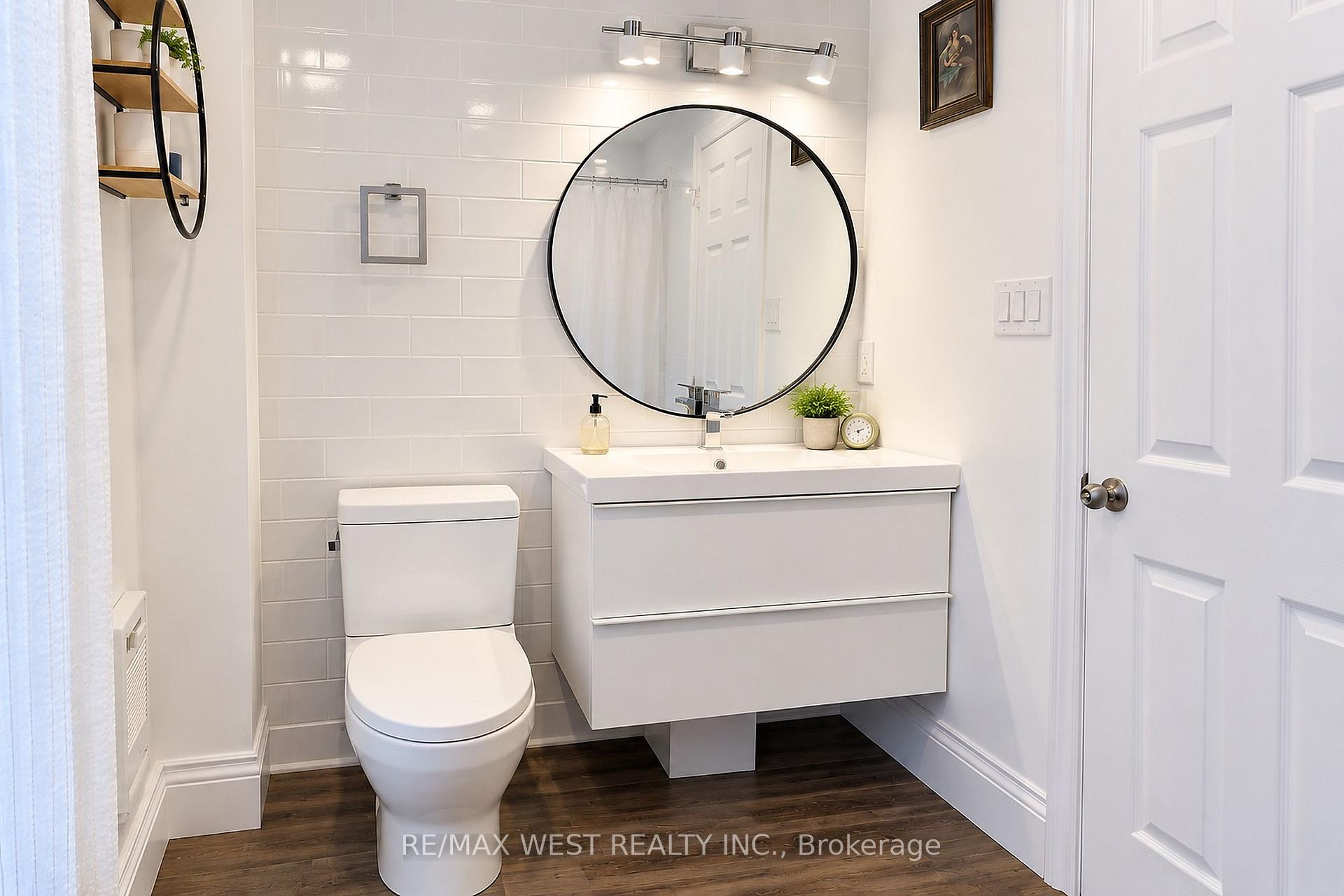 Photo 9 of Unit 4, 117 Rosemount Avenue, North York, Weston — HOMEH