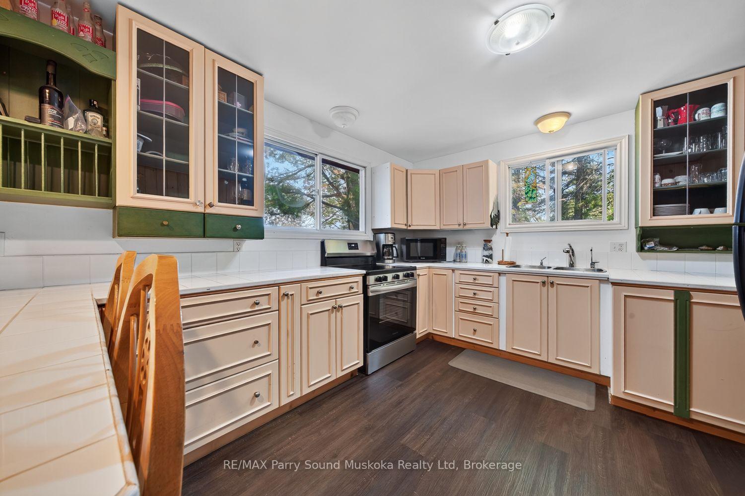 Photo 11 of 3 Robinson Road, Magnetawan, Ahmic Harbour — HOMEH