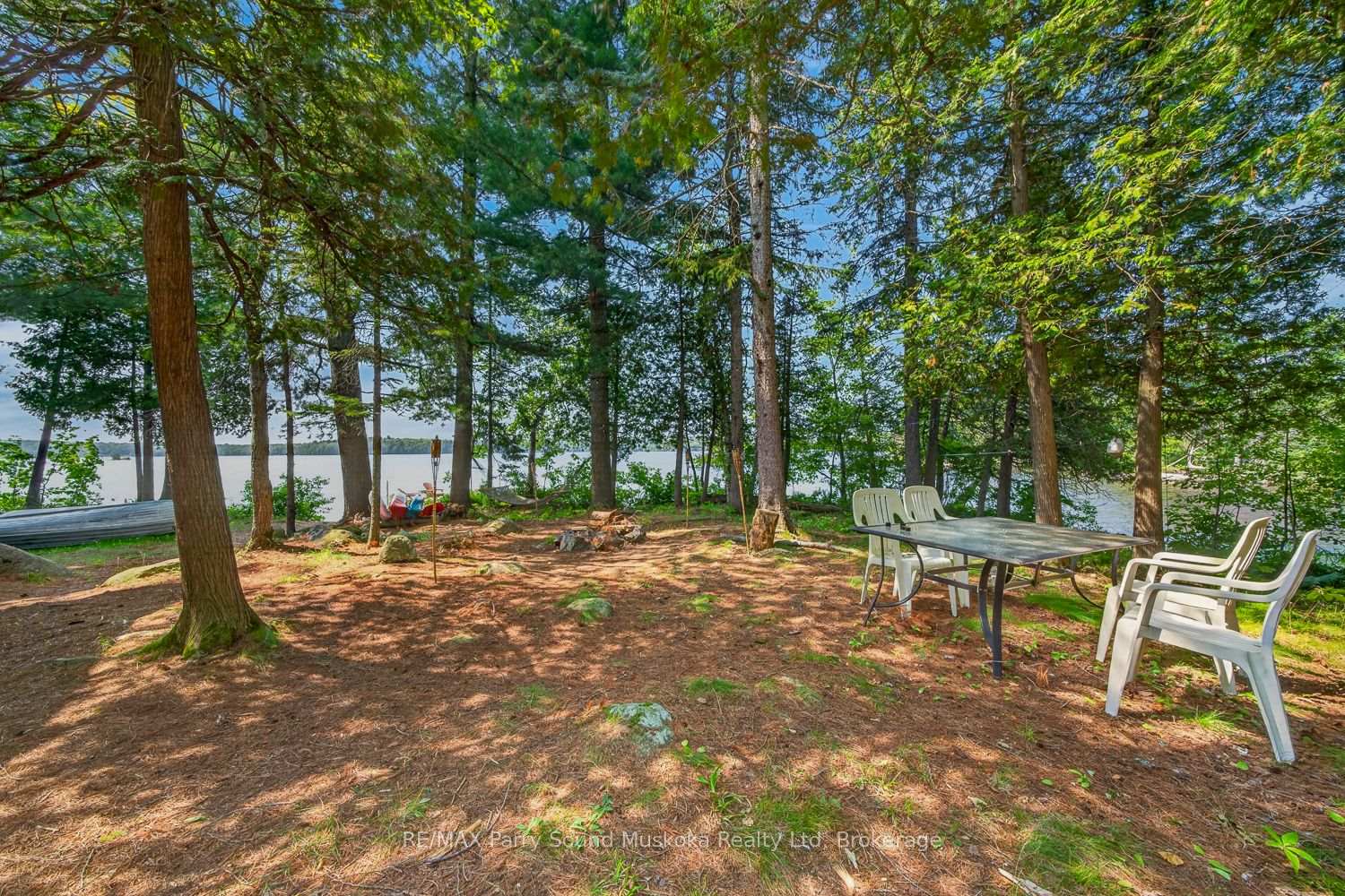 Photo 24 of 3 Robinson Road, Magnetawan, Ahmic Harbour — HOMEH