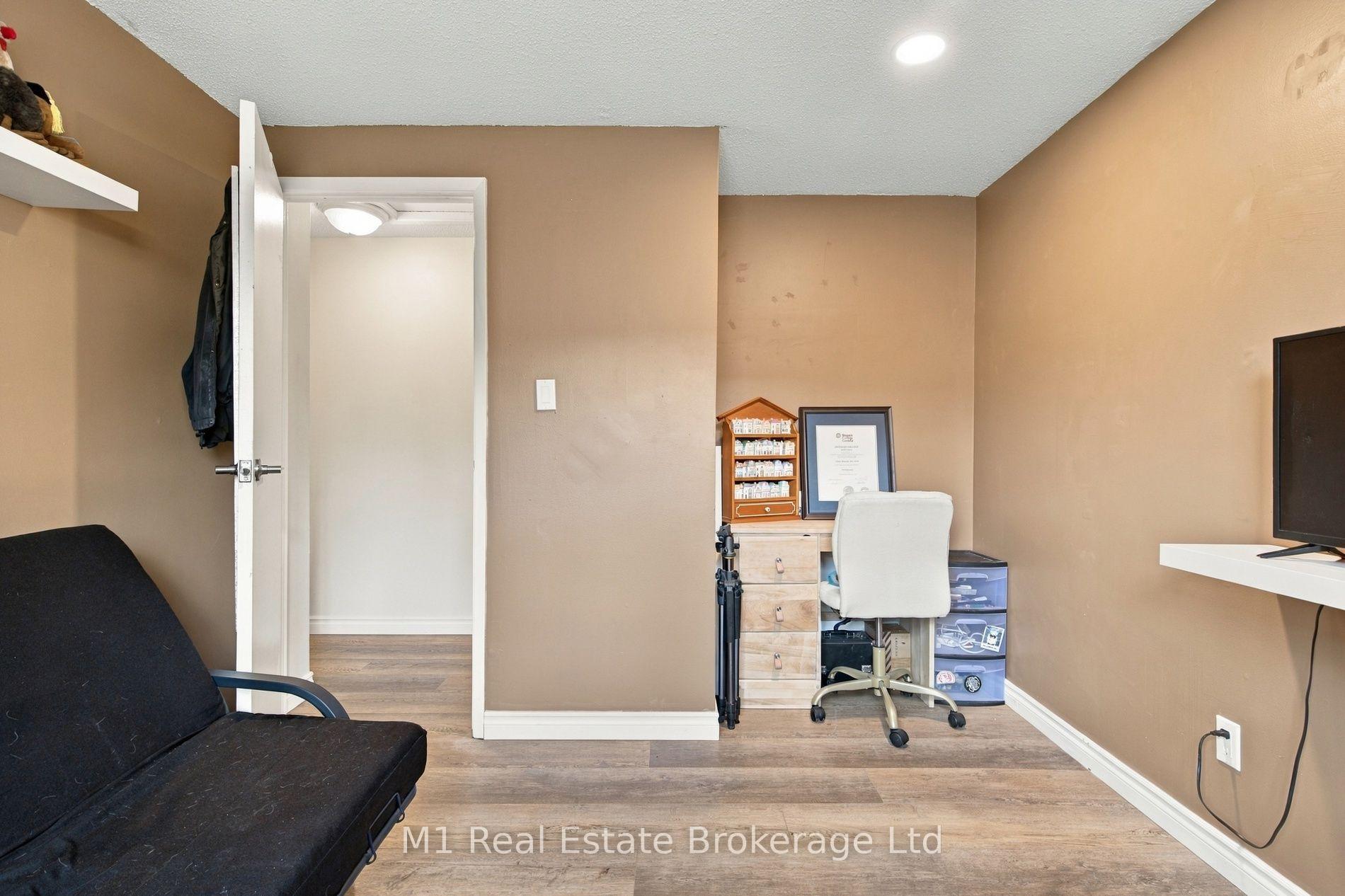 Photo 18 of 166 Natchez Road, Kitchener, Grand River North — HOMEH