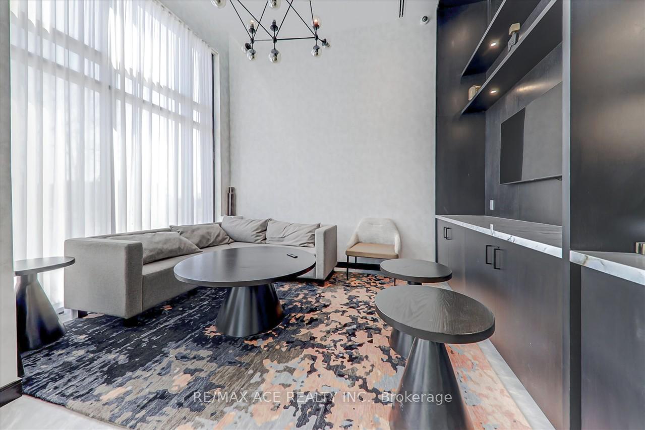 Photo 31 of Unit 317, 3005 Pine Glen Road, Oakville, Westmount — HOMEH