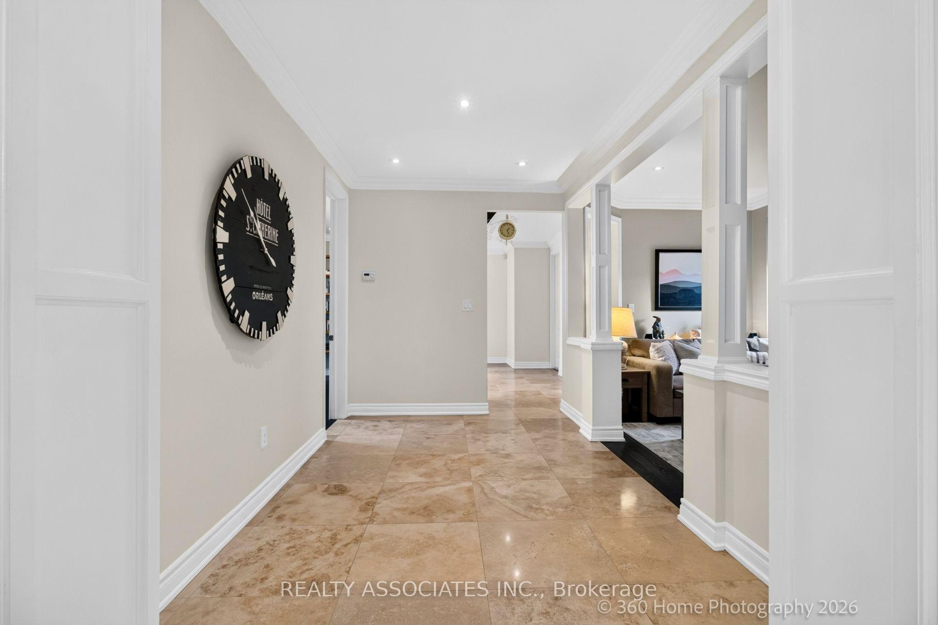 Photo 12 of 128 Coalbrook Court, Vaughan, East Woodbridge — HOMEH