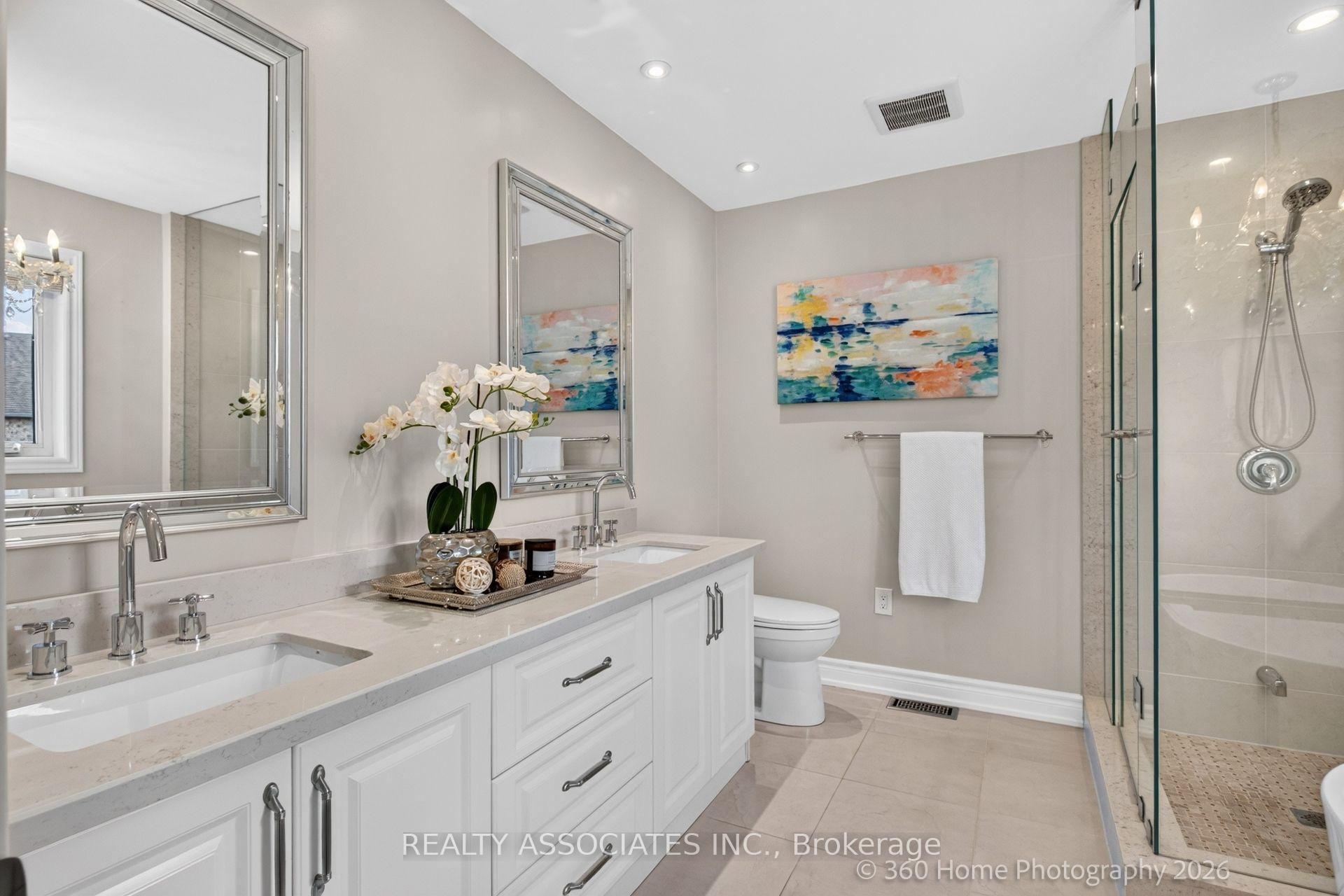 Photo 20 of 128 Coalbrook Court, Vaughan, East Woodbridge — HOMEH