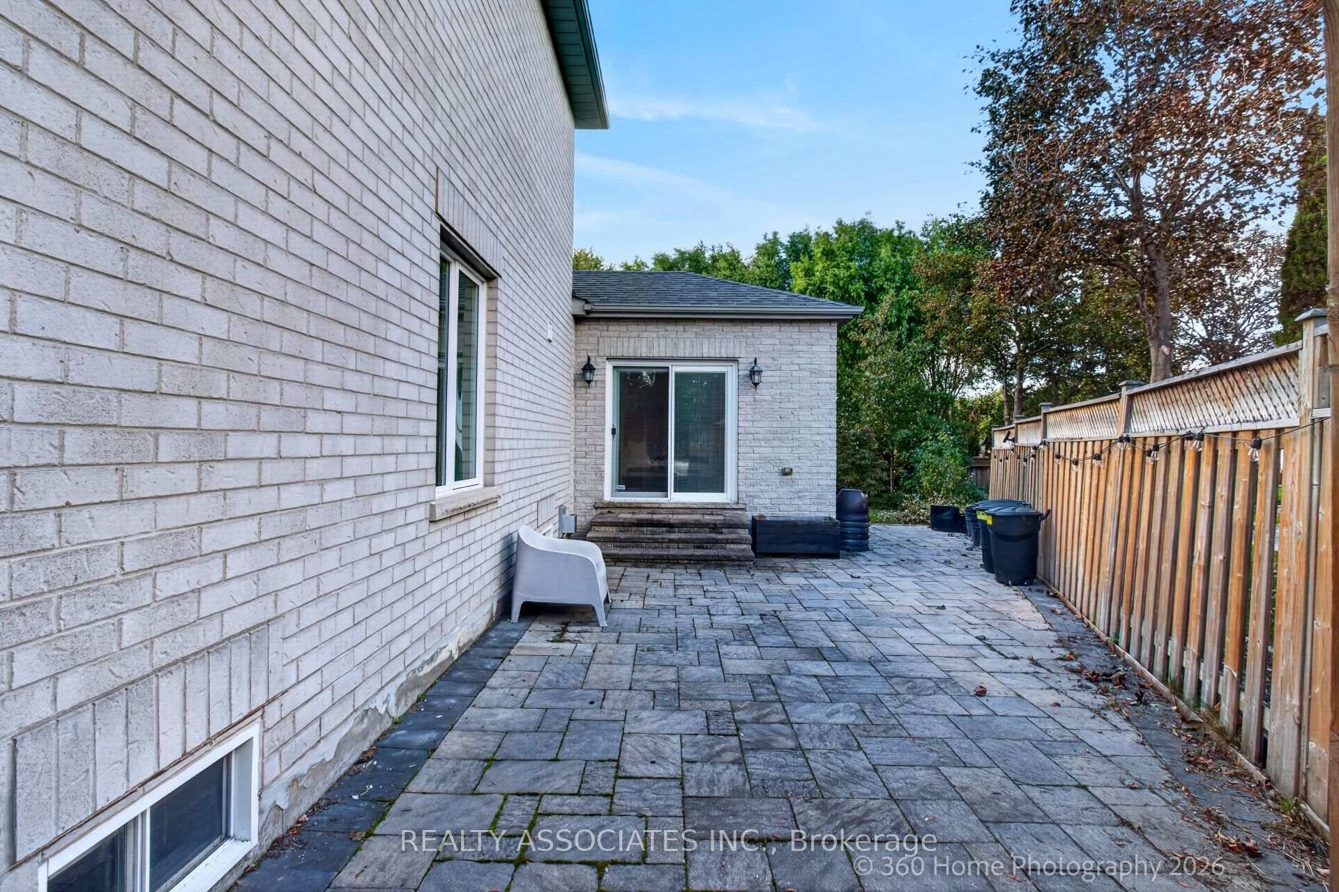 Photo 21 of 128 Coalbrook Court, Vaughan, East Woodbridge — HOMEH