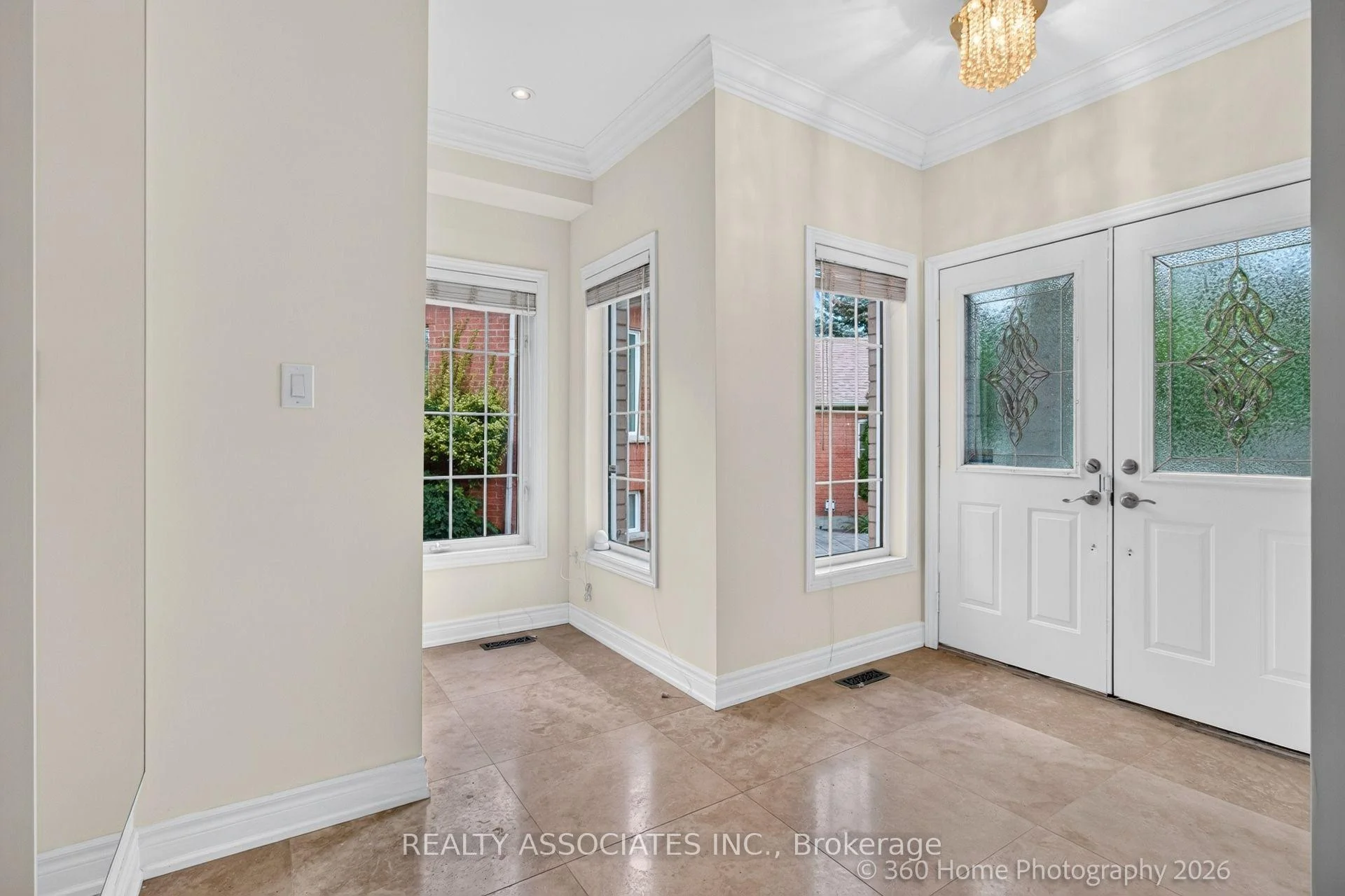 Photo 28 of 128 Coalbrook Court, Vaughan, East Woodbridge — HOMEH