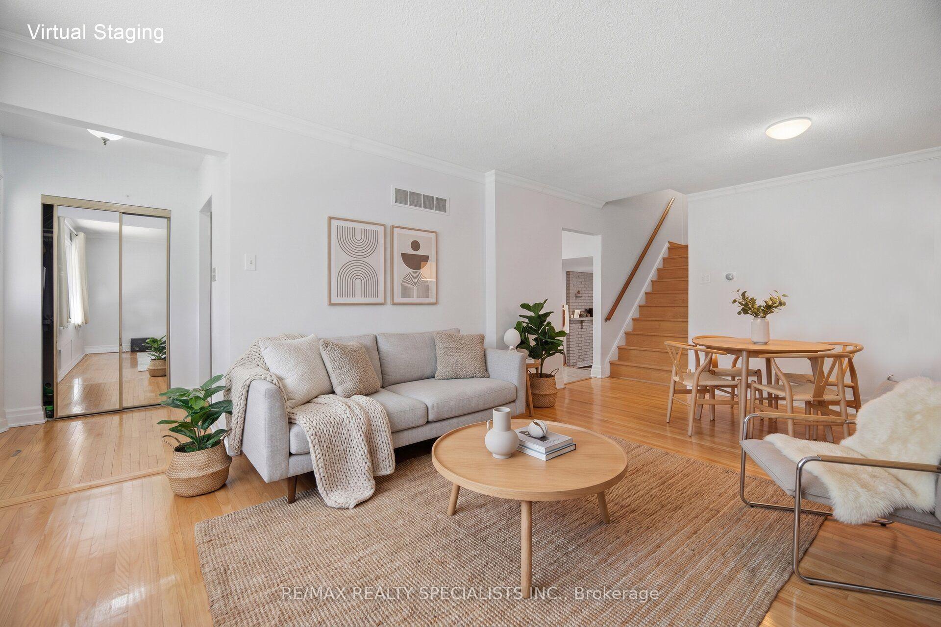 Photo 5 of 3637 Chiplow Road, Mississauga, Applewood — HOMEH