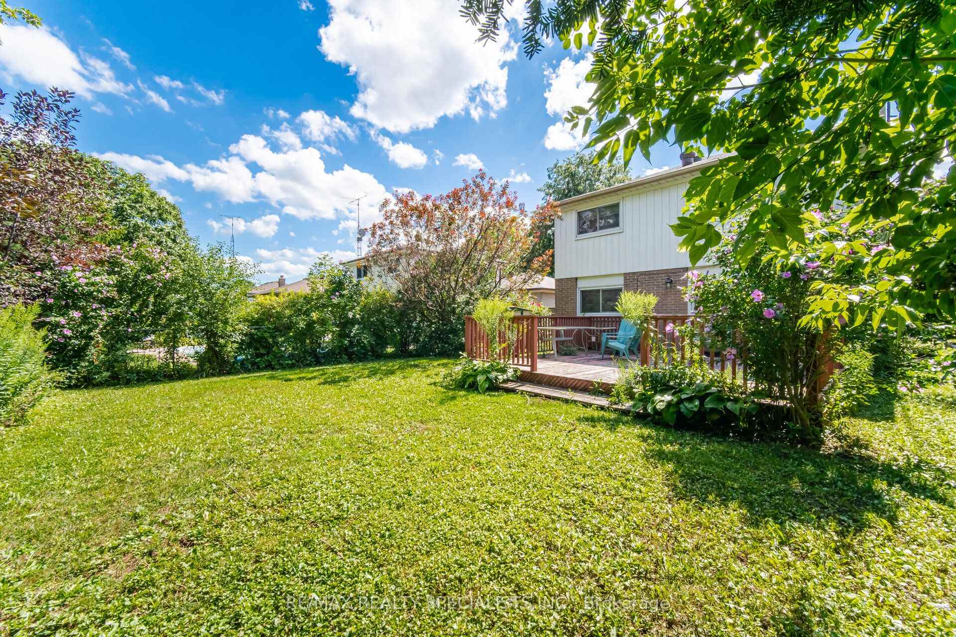 Photo 28 of 3637 Chiplow Road, Mississauga, Applewood — HOMEH