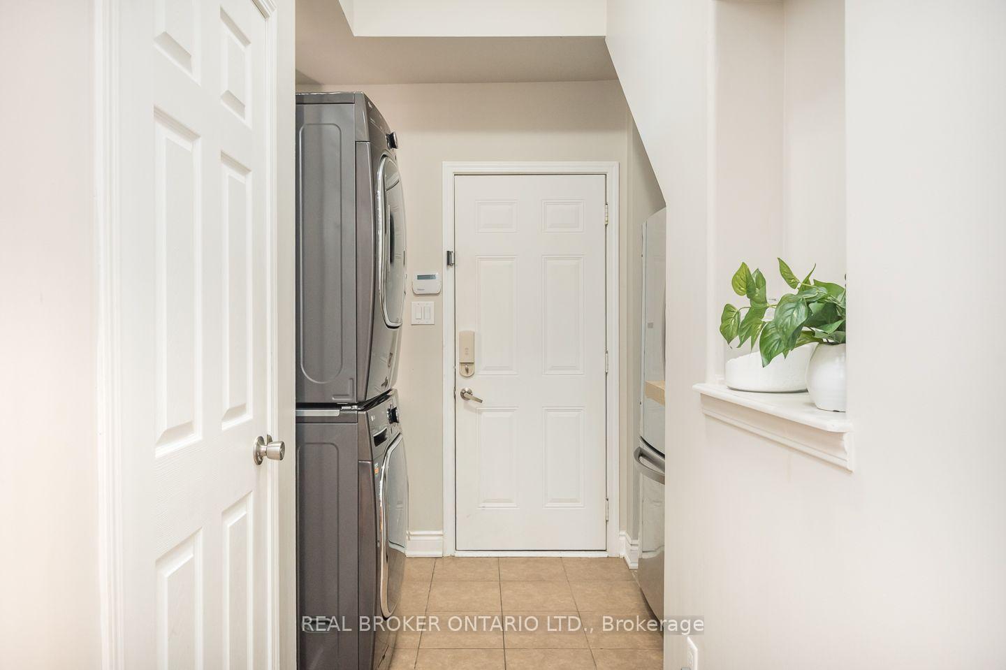 Photo 20 of 619 Snider Terrace, Milton, Coates — HOMEH
