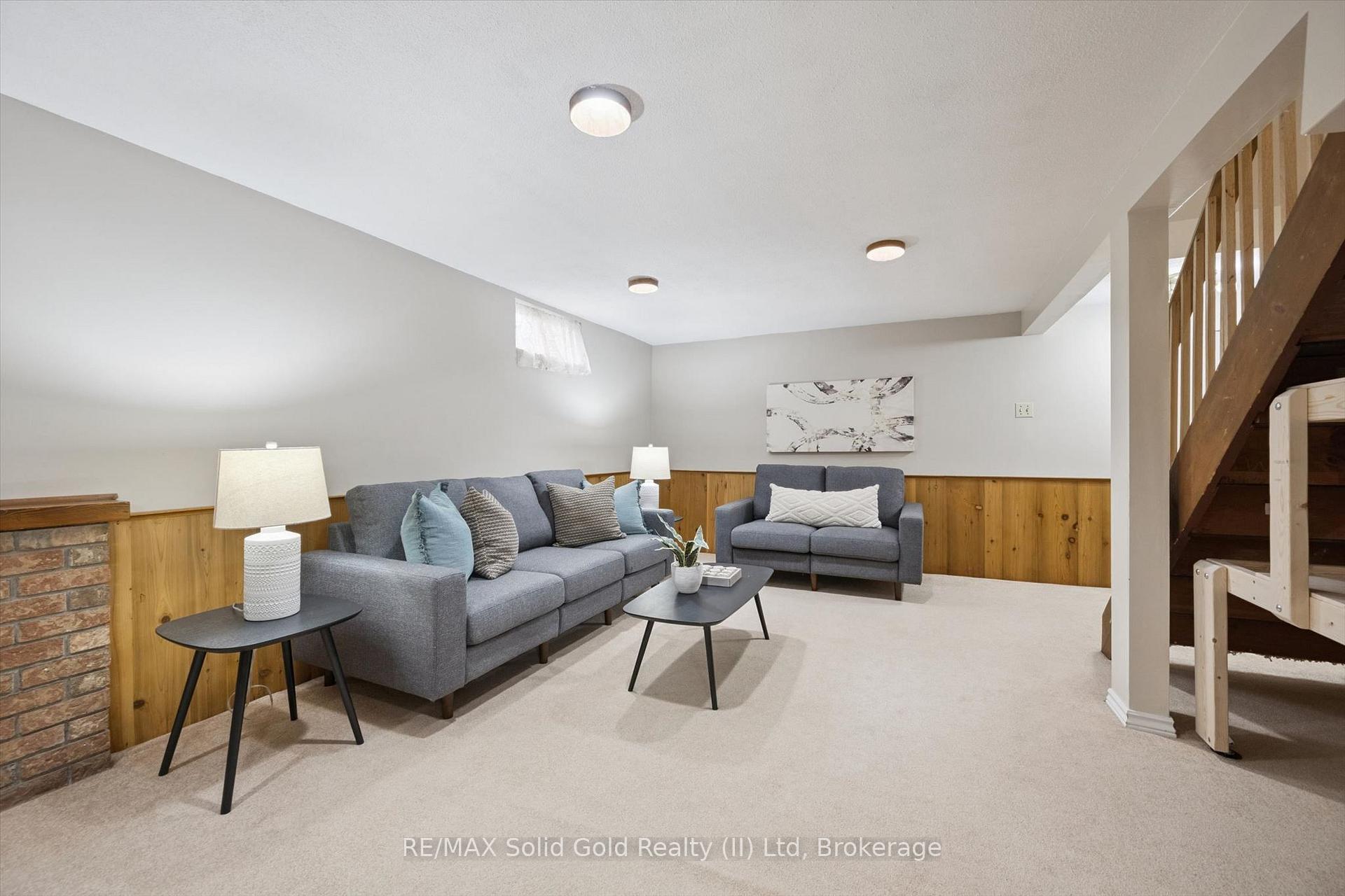 Photo 28 of 143 Hillbrook Crescent, Kitchener, Forest Heights — HOMEH