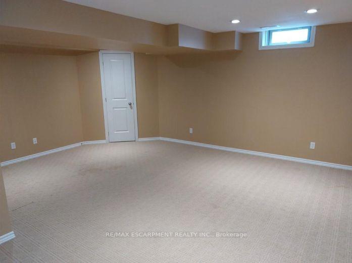 Photo 17 of 16 Magnificent Way, Hamilton, Binbrook — HOMEH