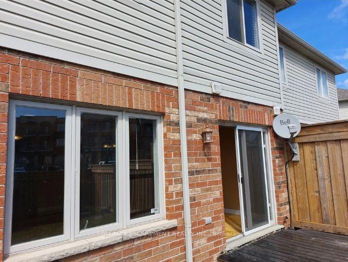 Photo 19 of 16 Magnificent Way, Hamilton, Binbrook — HOMEH