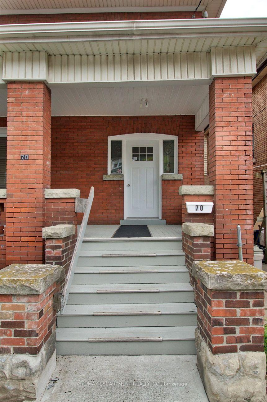 Photo 5 of Unit 2, 70 Spadina Avenue, Hamilton, Stipley — HOMEH
