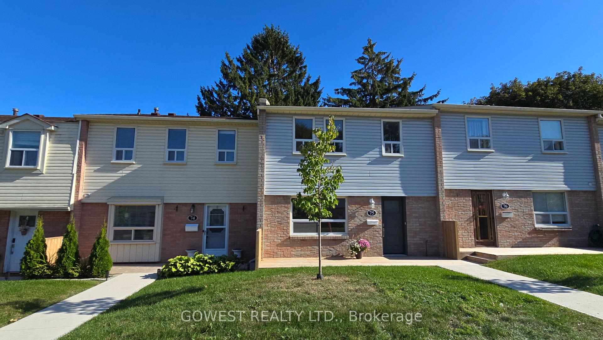 Photo 2 of Unit 75, 1055 Shawnmarr Road, Mississauga, Port Credit — HOMEH