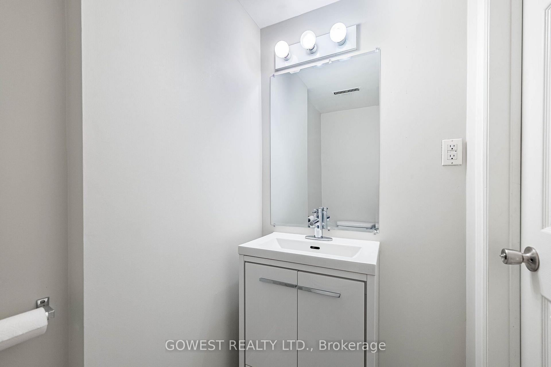 Photo 42 of Unit 75, 1055 Shawnmarr Road, Mississauga, Port Credit — HOMEH