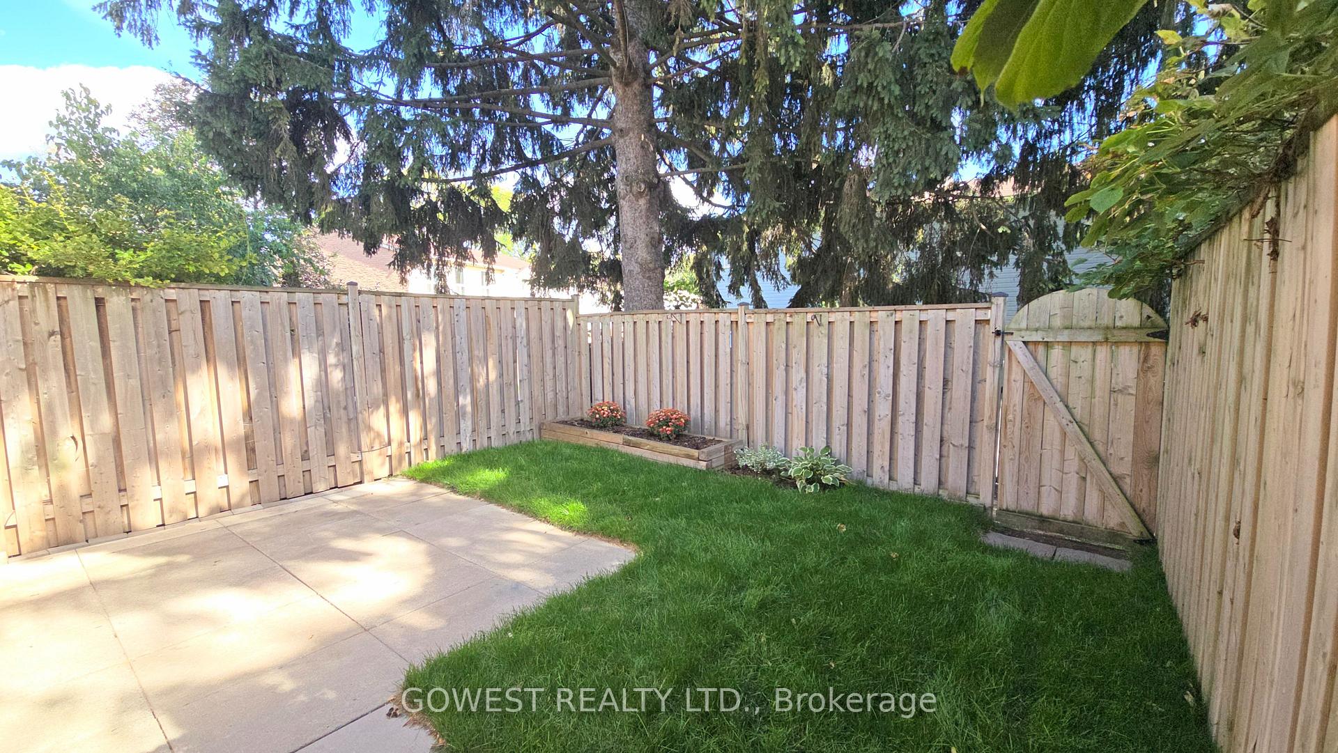 Photo 46 of Unit 75, 1055 Shawnmarr Road, Mississauga, Port Credit — HOMEH