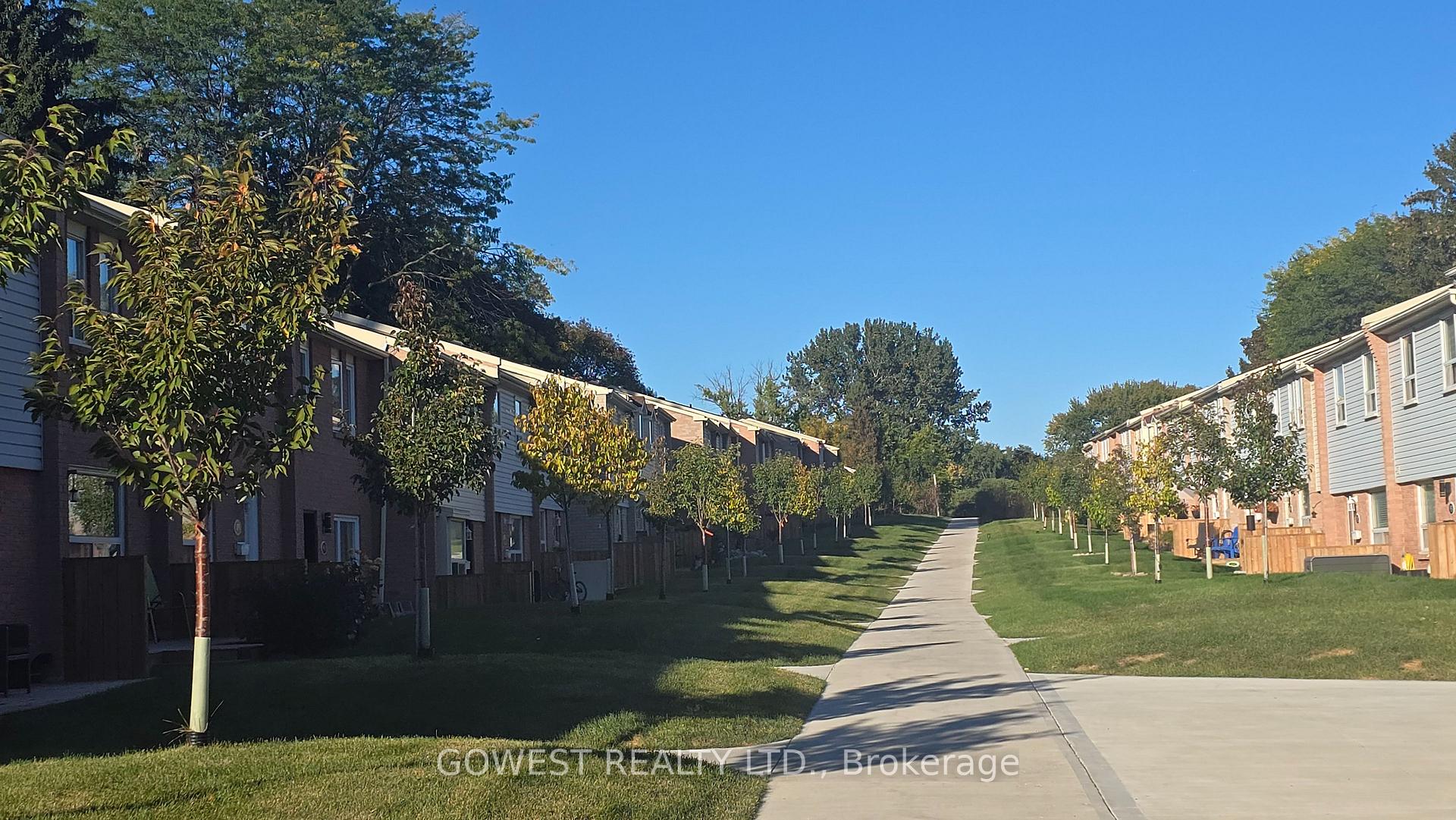 Photo 47 of Unit 75, 1055 Shawnmarr Road, Mississauga, Port Credit — HOMEH