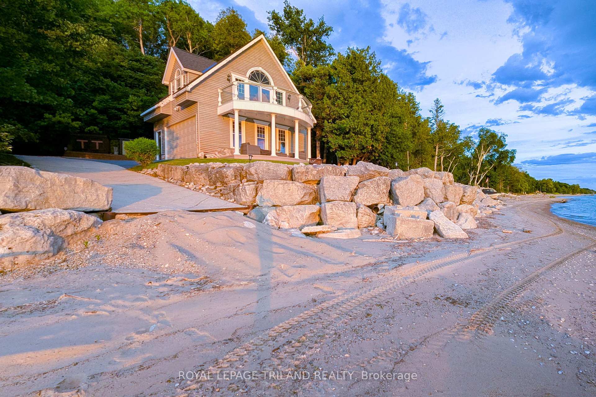 Photo 45 of 73437 Sandy Beach Road, Bluewater, Hay — HOMEH