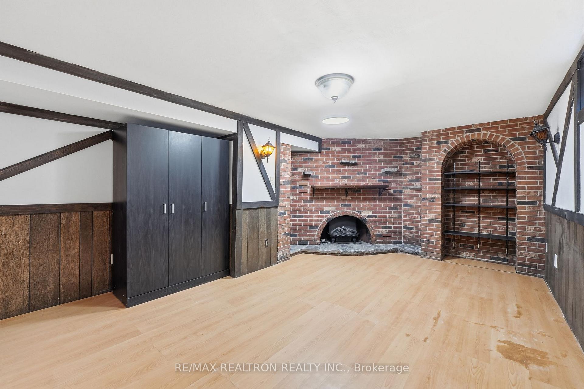 Photo 34 of 65 Mcilwraith Crescent, Guelph, Grange Road — HOMEH