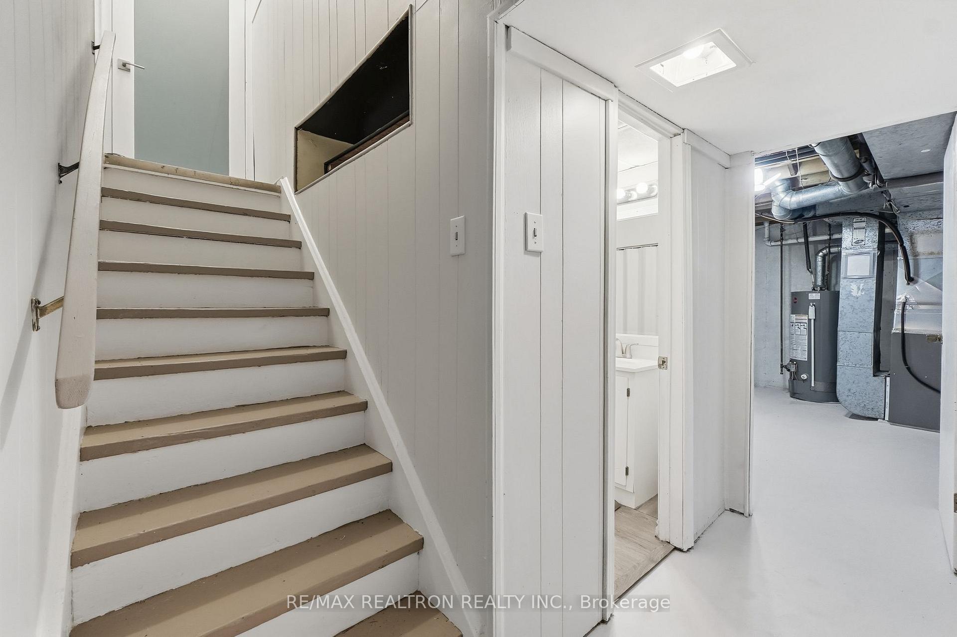 Photo 39 of 65 Mcilwraith Crescent, Guelph, Grange Road — HOMEH
